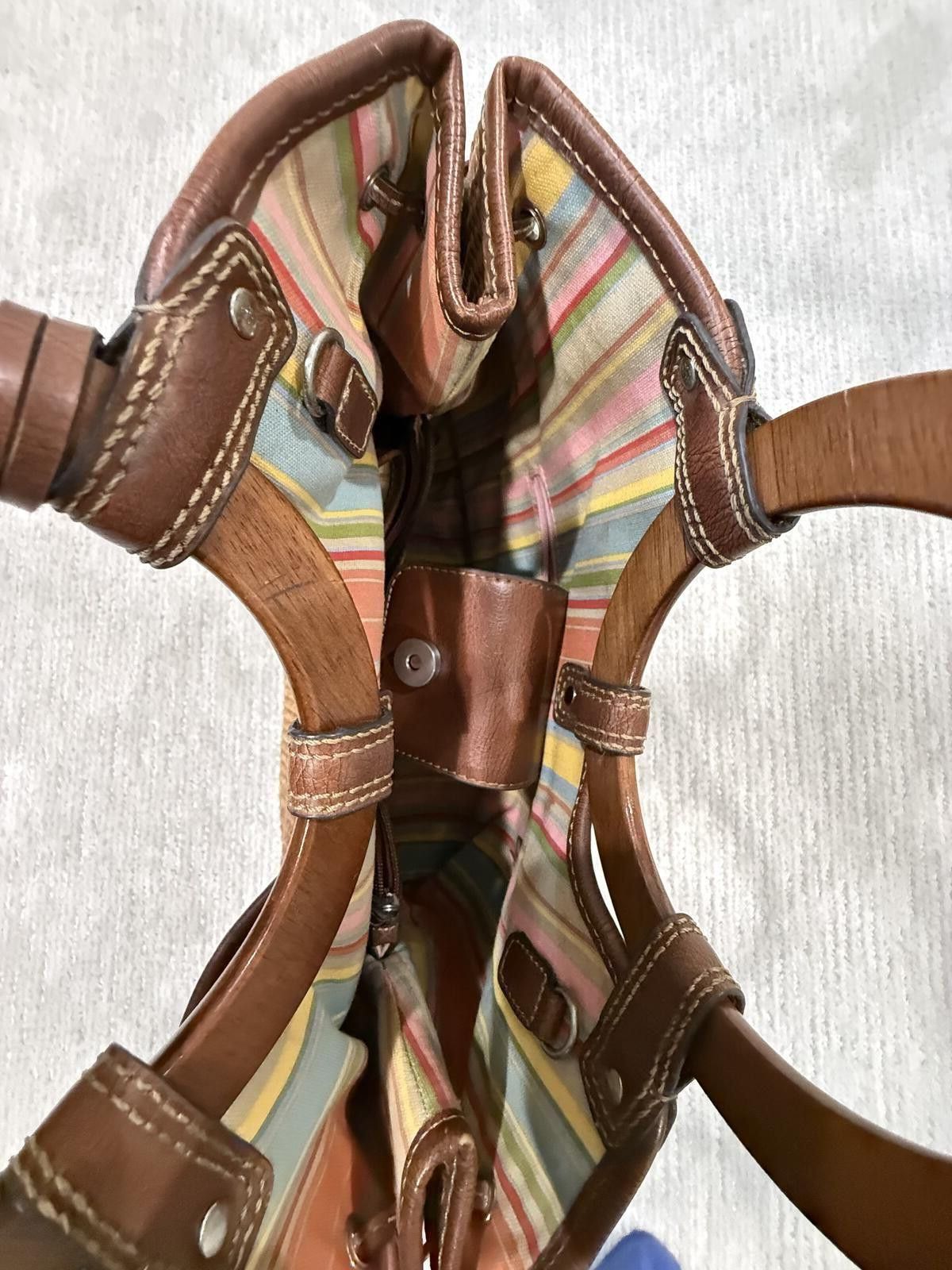 Other Brown Woven Handbag with Wooden Handles Size ONE SIZE - 2 Thumbnail