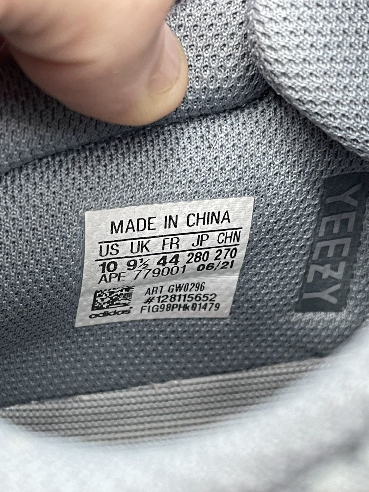 Adidas Size 10 - adidas Yeezy 700 Wash Orange Very Clean! Size US 10 / EU 43 - 11 Thumbnail