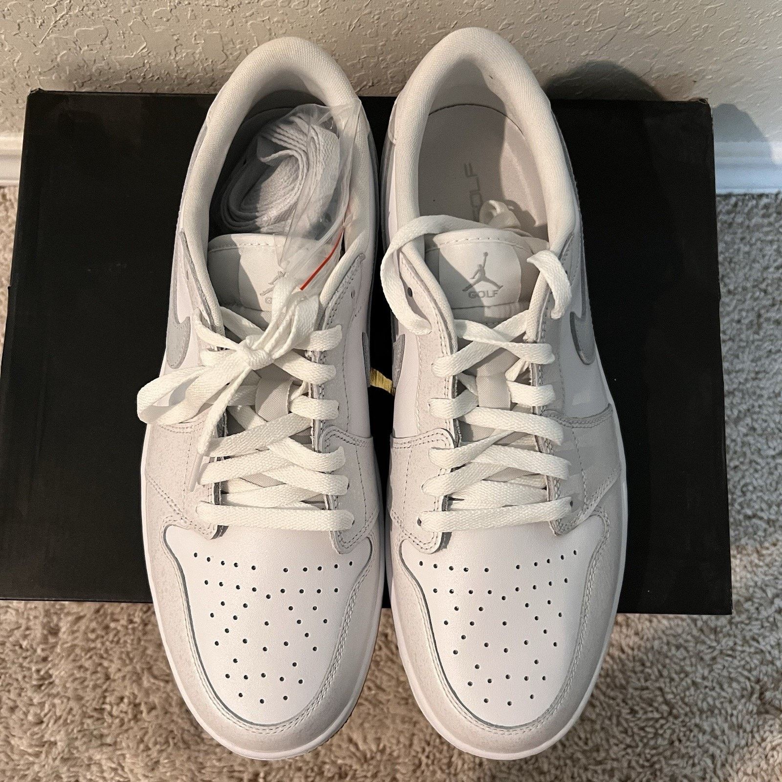 Jordan Brand Nike Air Jordan 1 Low Golf Shoes Spikeless Size 10.5 Size US 10.5 / EU 43-44 - 4 Thumbnail
