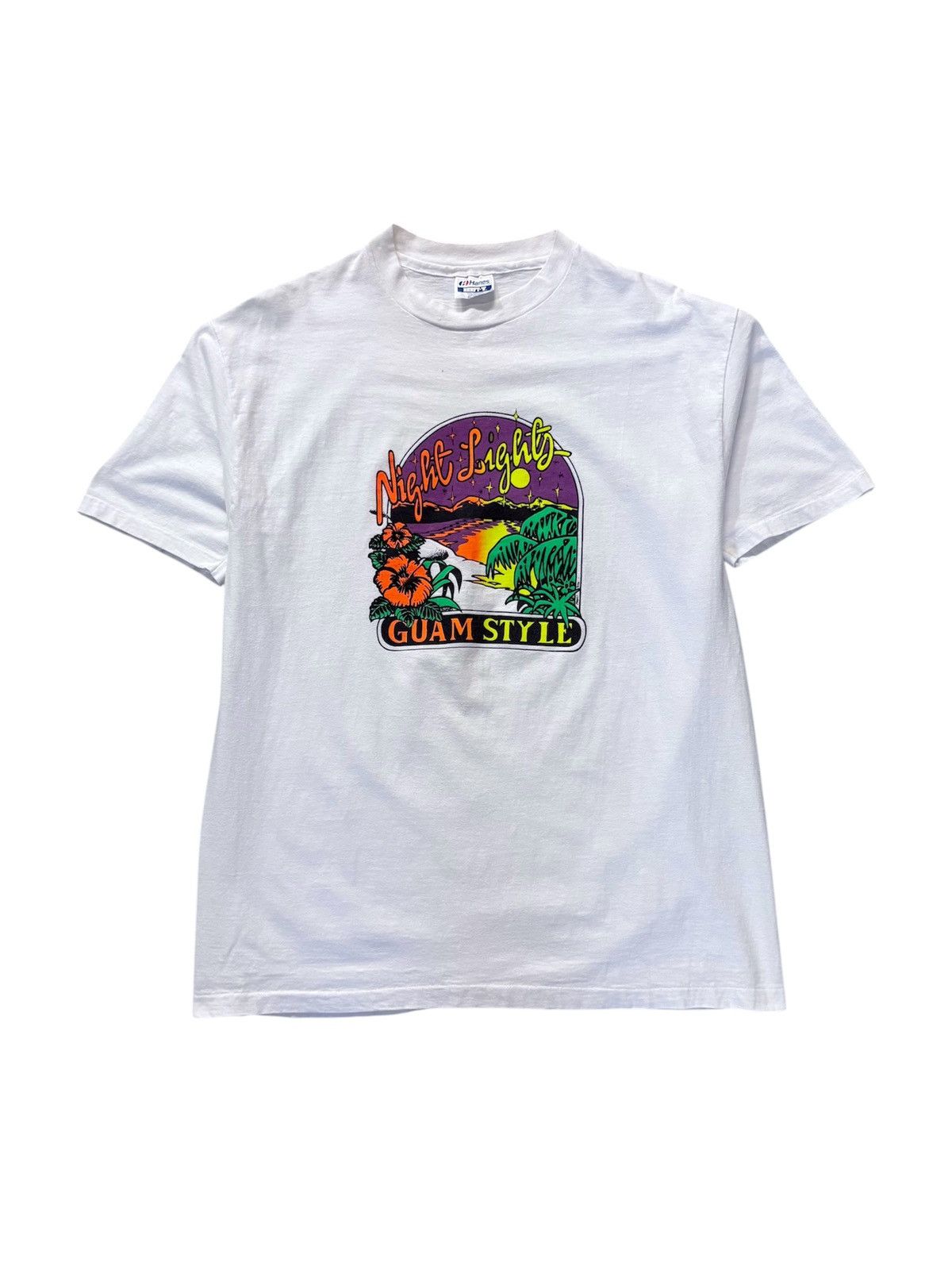 Vintage 90’s Night Lights Guam Style Vintage Tee Size US XL / EU 56 / 4 - 1 Thumbnail