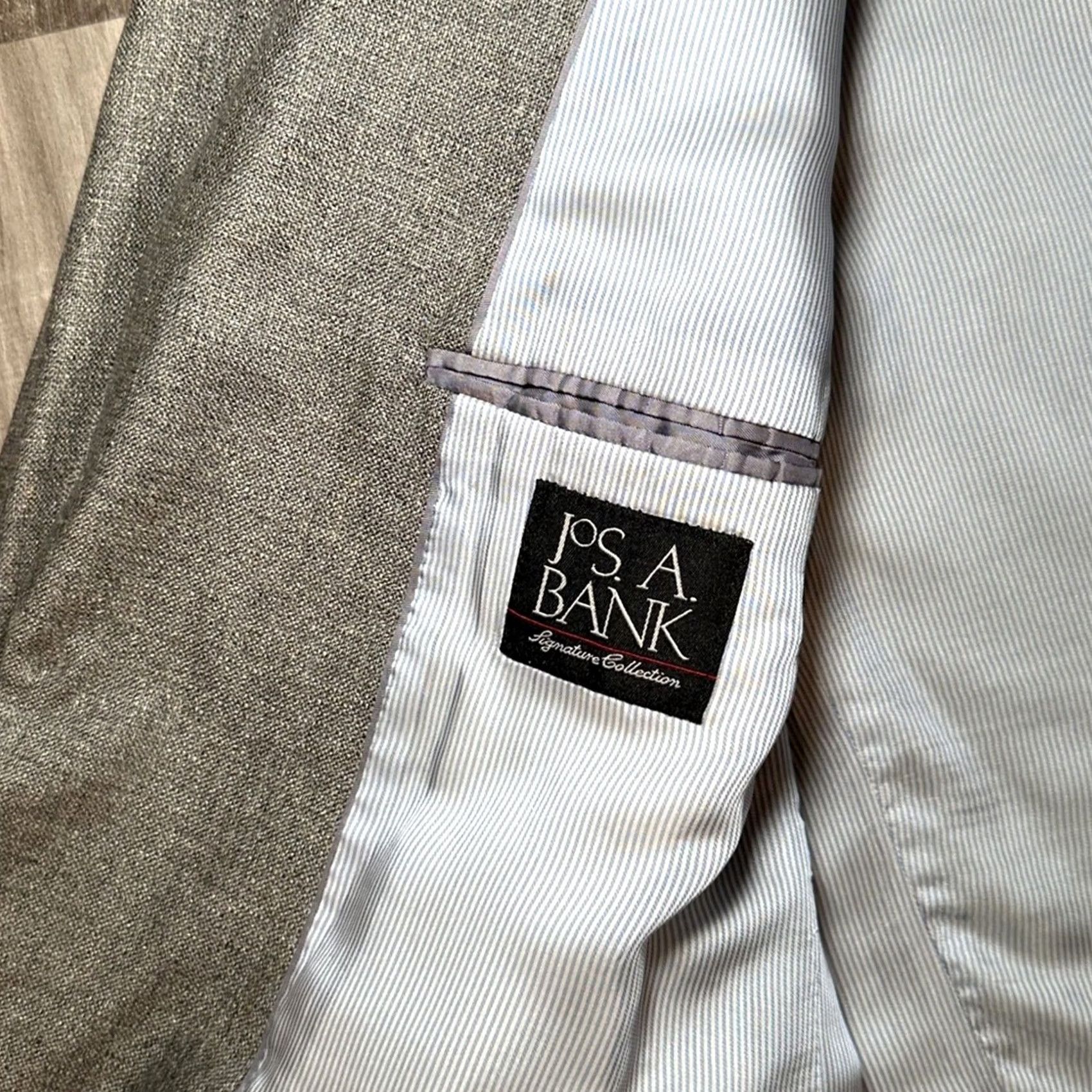 Jos. A. Bank Jos. A. Bank Signature Collection Tailored Fit 100% Silk Sport Coat 43R Men Gray Sport Coat Mens 43R Silk Complete 2 Piece Jacket Size US XS / EU 42 / 0 - 7 Thumbnail