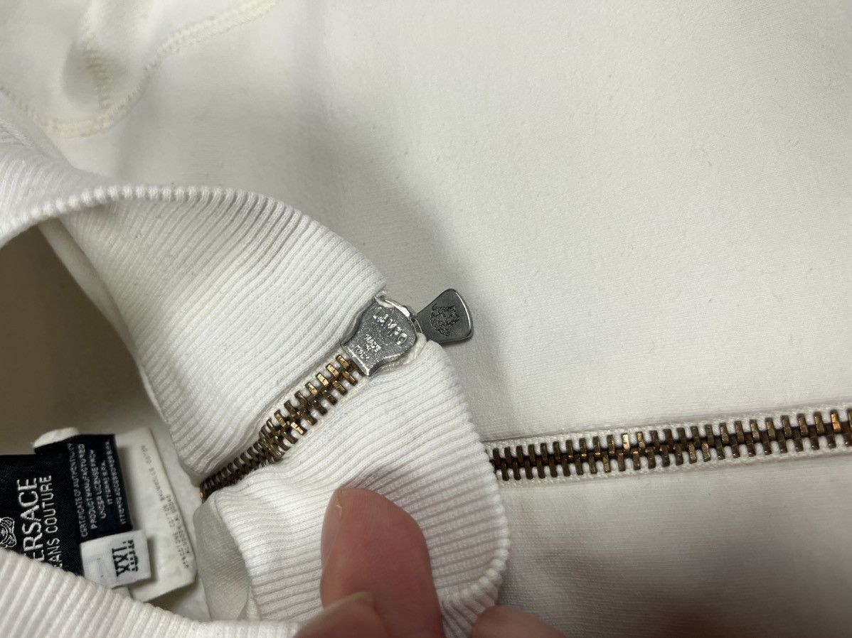Versace Jeans Couture Versace Jeans Couture Vintage White Zip Sweatshirt Size XXL / US 16-18 / IT 52-54 - 8 Thumbnail