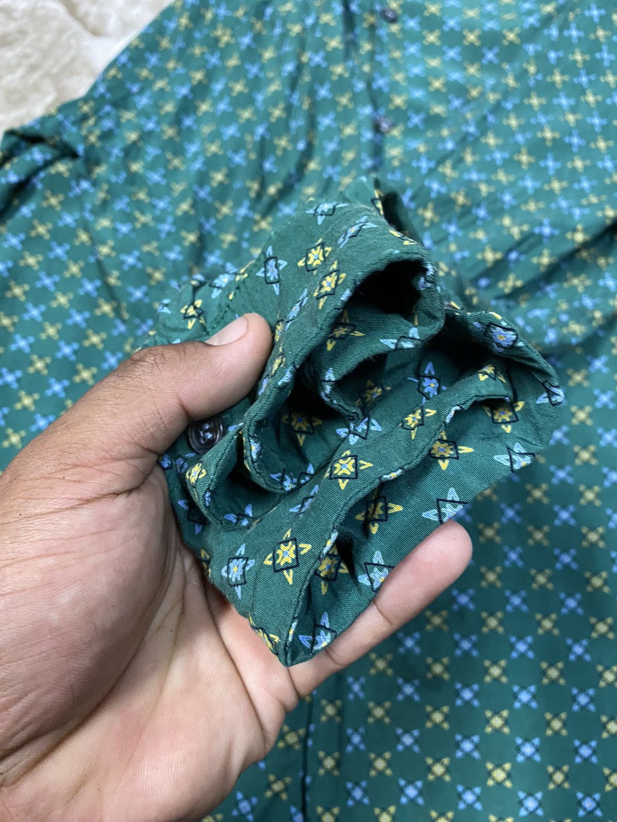 Beams Plus × Designer × Japanese Brand Vintage Beams Plus Shirt Button Up Rayon Size US L / EU 52-54 / 3 - 2 Thumbnail
