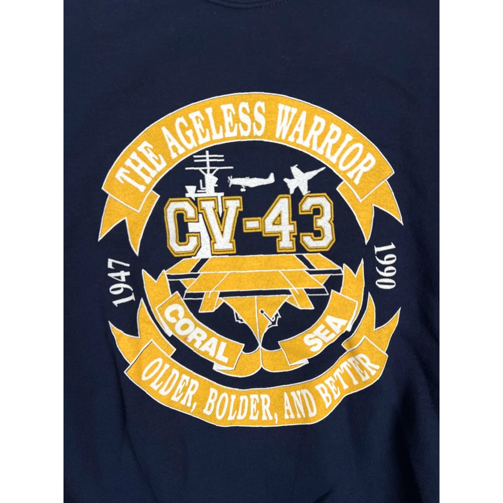Jerzees VINTAGE Jerzees Sweatshirt Navy Blue Mens L Crew Neck Graphic Print Coral Sea CV-43 The Ageless Warrior 1947 1990 Nautical Patriotic USA Size US L / EU 52-54 / 3 - 2 Thumbnail