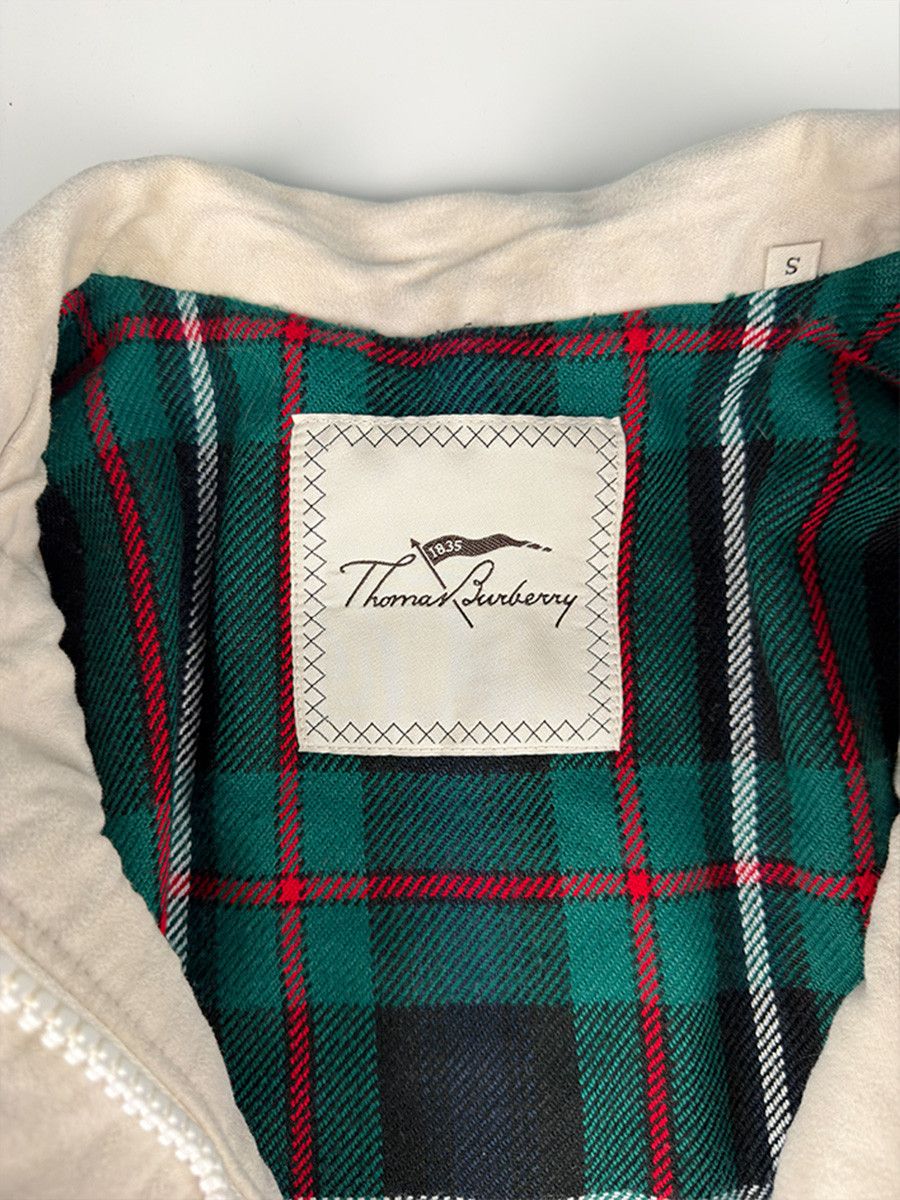 Burberry Women's Short Thomas Burberry Vintage Coat with Check Lining Size S / US 4 / IT 40 - 7 Thumbnail