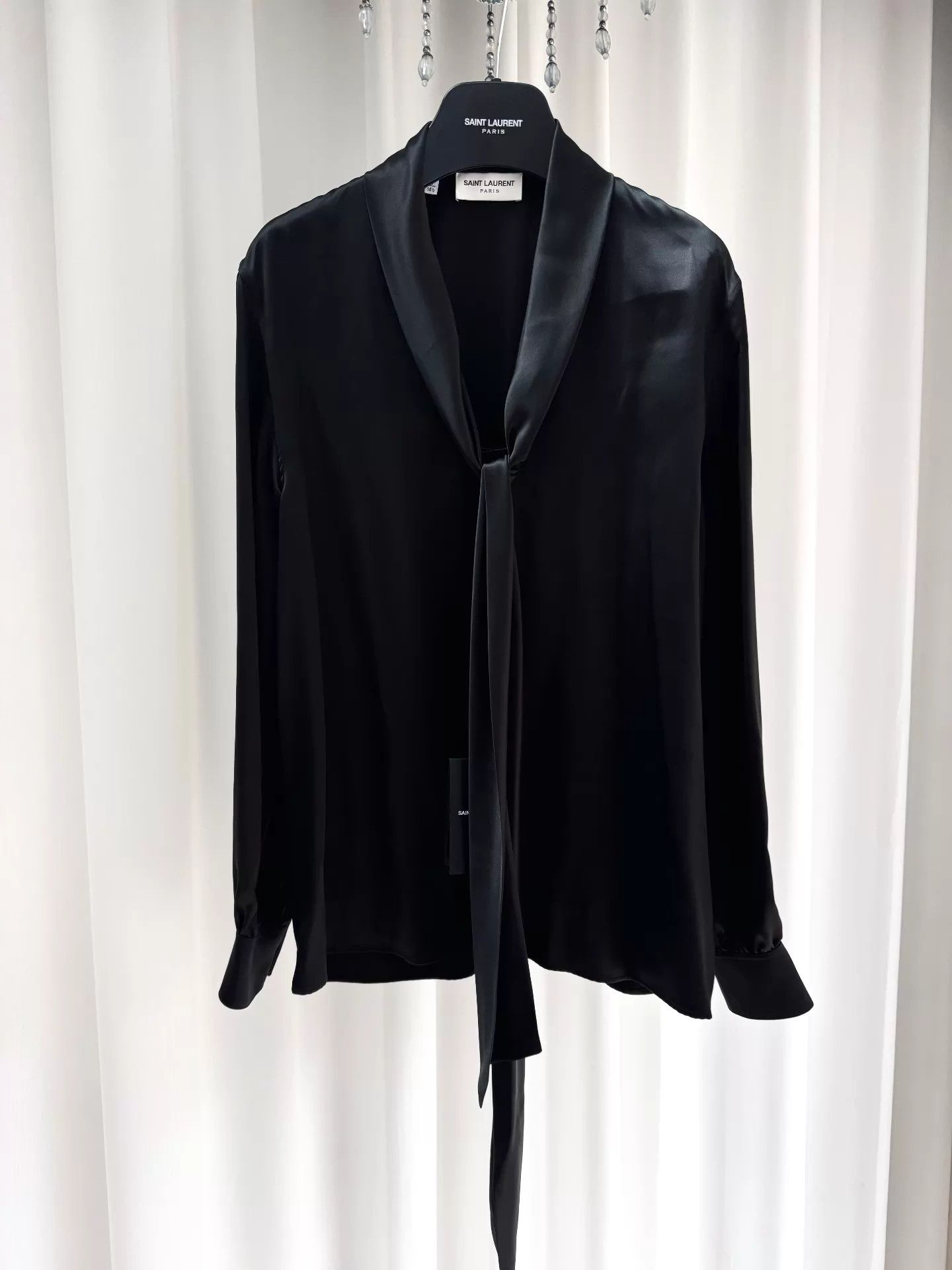 Saint Laurent Paris Saint Laurent 23FW Runway Silk Tie Shirt Black 37XS Size US XS / EU 42 / 0 - 1 Thumbnail