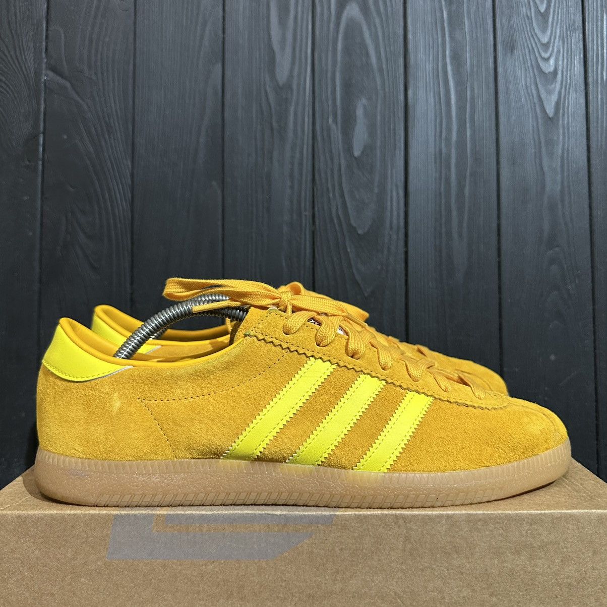 Adidas Adidas Sunshine Suede Sneakers Size 10.5us 44.5eu Size US 10.5 / EU 43-44 - 1 Thumbnail