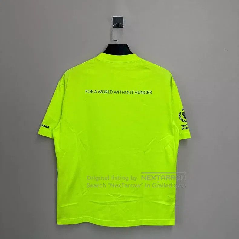 Balenciaga Balenciaga WFP food administration short sleeve/XS Size US XS / EU 42 / 0 - 2 Thumbnail