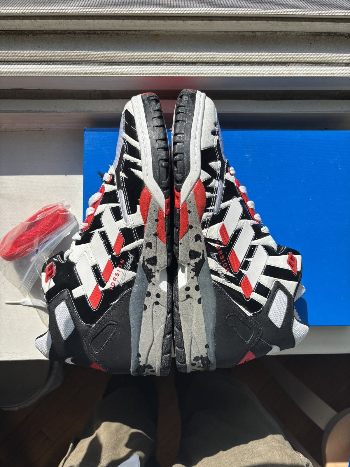 Adidas × Slick Vintage Adidas x OG SLICK LA Graffiti Artist Torision Sz9 Size US 9 / EU 42 - 2 Thumbnail