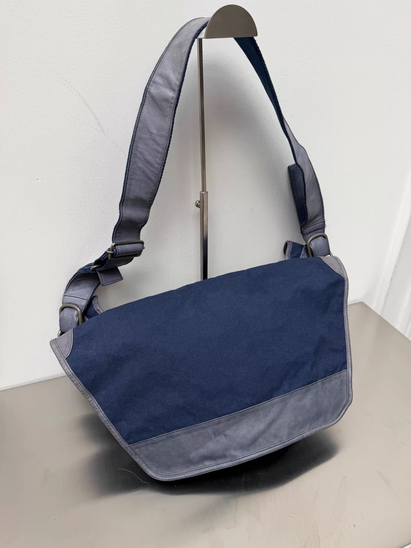 Yohji Yamamoto Yohji Yamamoto PH 12ss indigo horsehide paneled messenger Size ONE SIZE - 2 Thumbnail