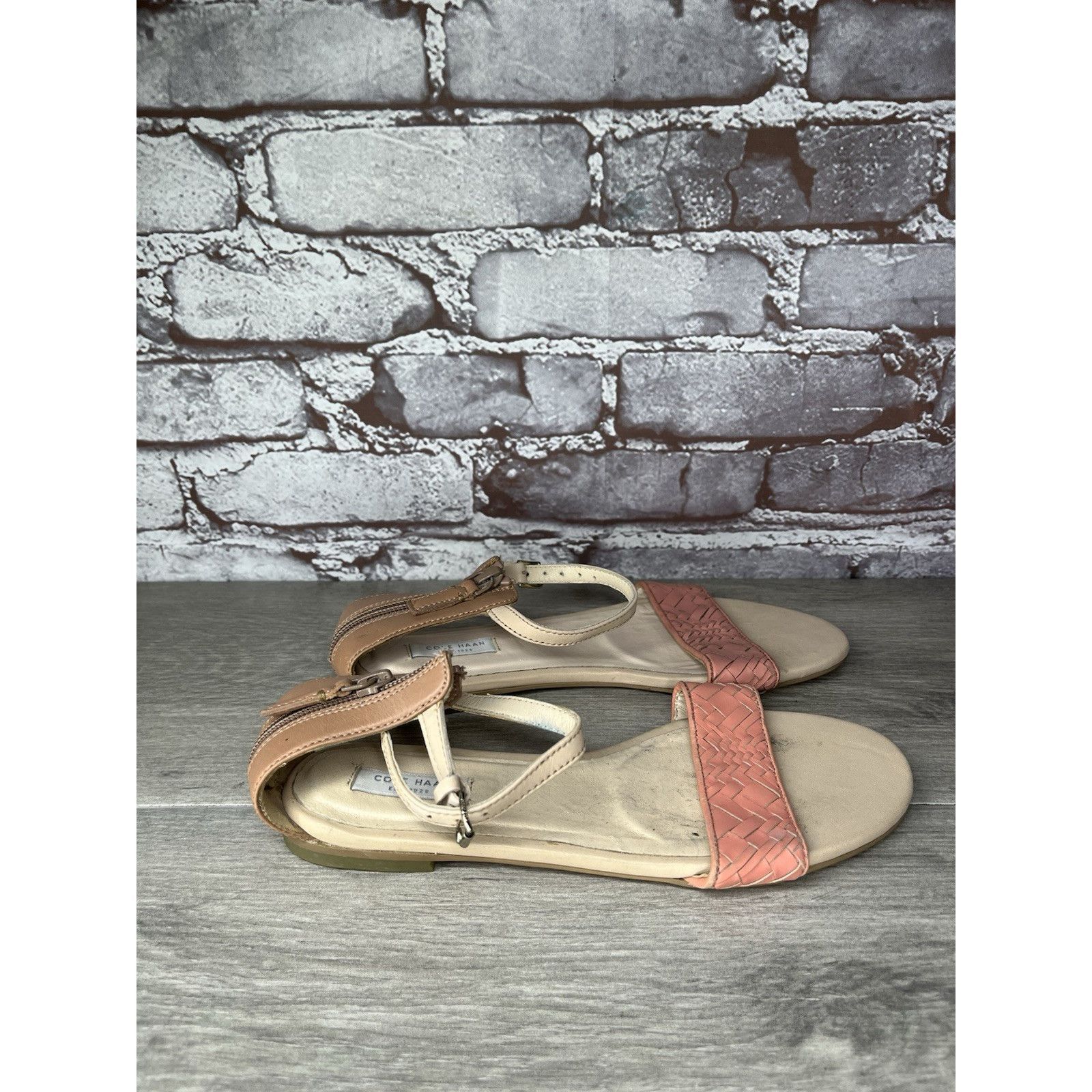 Cole Haan Cole Haan Salmon Pink Leather Back Zip Flat Strap Sandals Wo Size US 6.5 / IT 36.5 - 4 Thumbnail