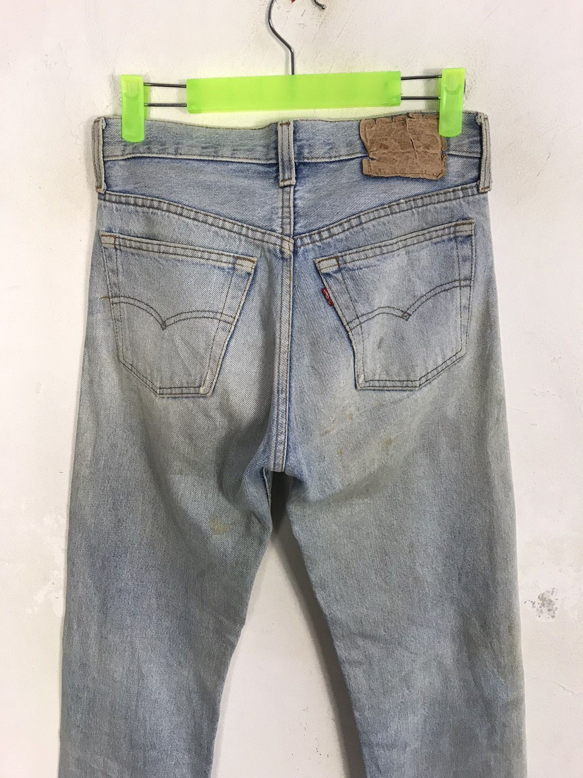 Levi's Levi's Strauss 501 Button Fly Jeans Pants Fits Size 26 27 Size US 27 - 6 Thumbnail