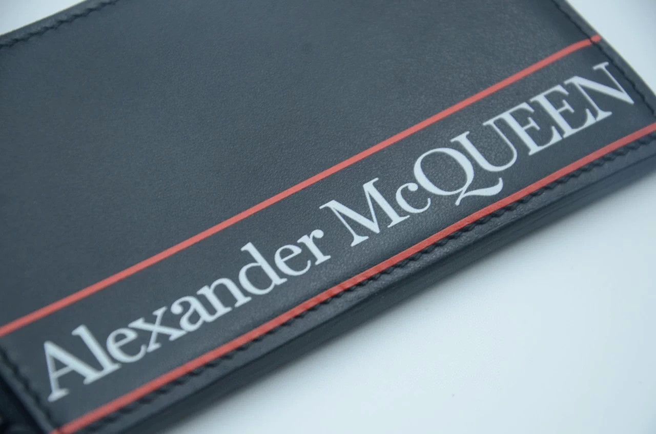 Alexander McQueen AMQ Big Logo Hanging Wallet Black Smooth Calfskin Size ONE SIZE - 2 Thumbnail