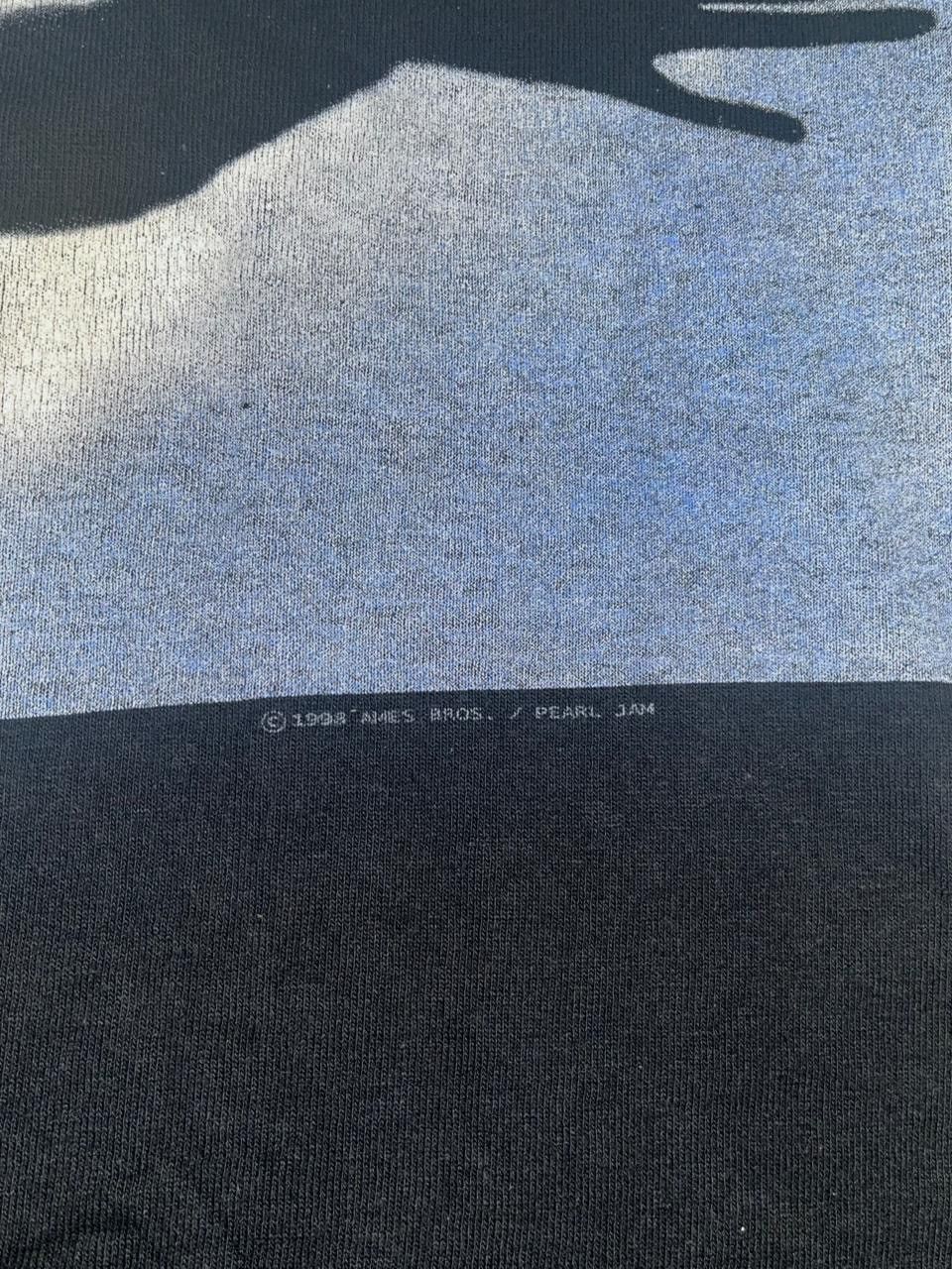 Vintage Vintage T-Shirt Pearl Jam Tour 1998 Size US XL / EU 56 / 4 - 3 Thumbnail