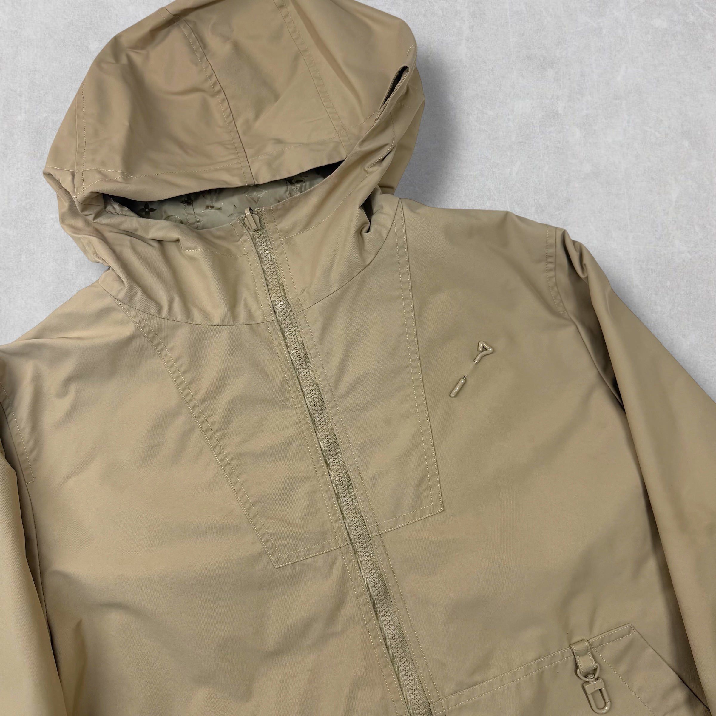 Louis Vuitton Louis Vuitton Monogram Reversible Windbreaker Gold 46 (S) Size US S / EU 44-46 / 1 - 4 Thumbnail
