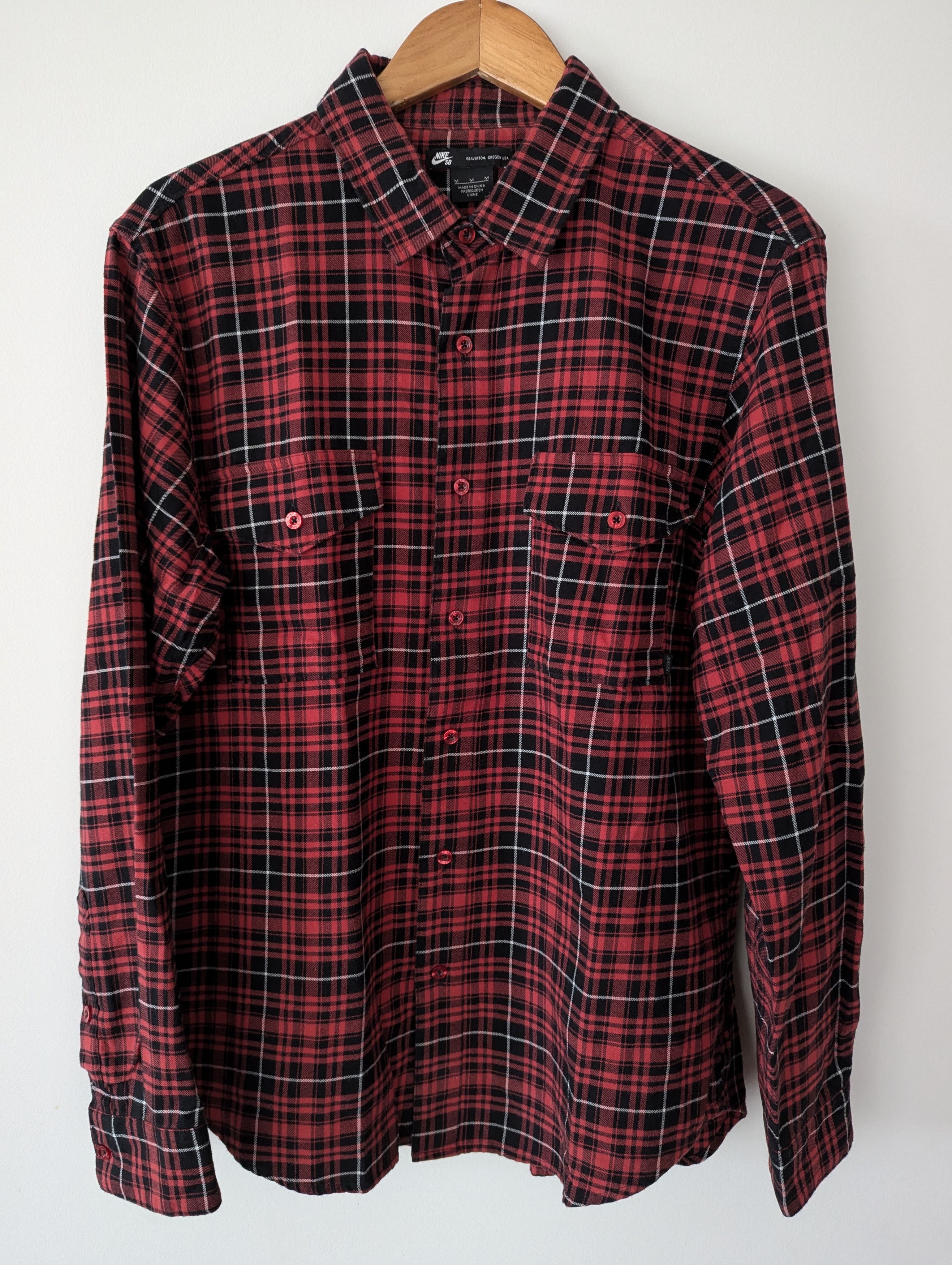 Nike SB VINTAGE NIKE SB RED PLAID SHIRT - SKATEBOARDING - LIKE NEW Size US M / EU 48-50 / 2 - 1 Thumbnail