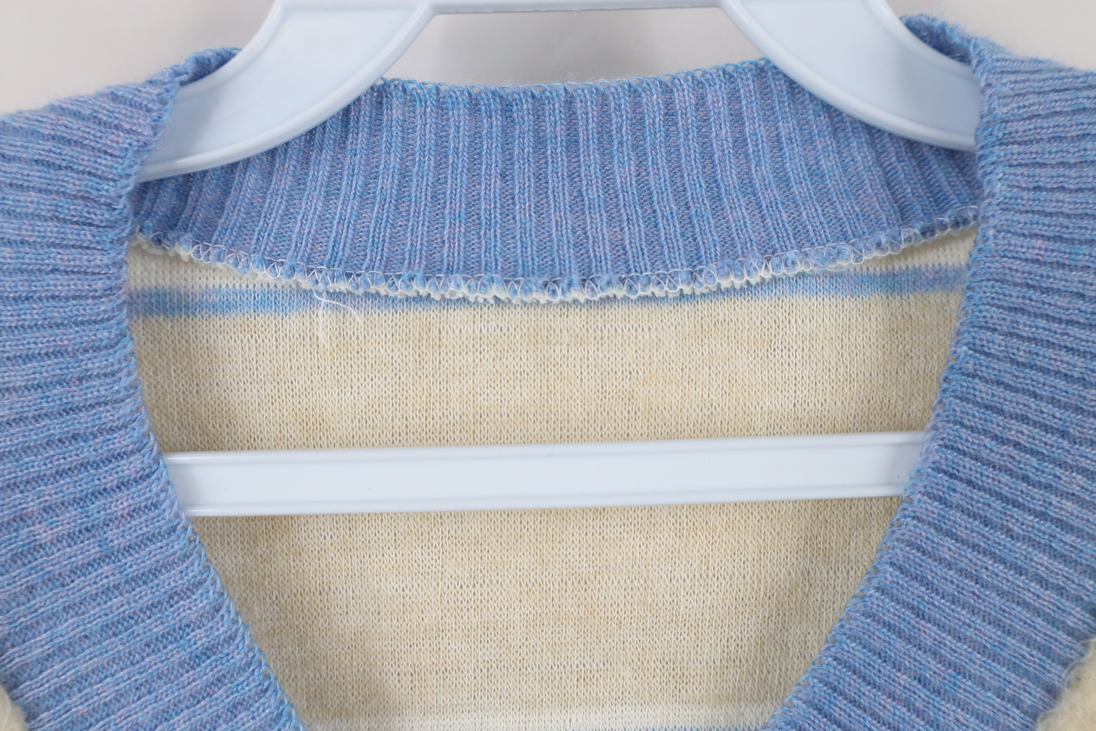 Vintage Vintage 70s Streetwear Striped Fuzzy Shag V-Neck Sweater USA Size S / US 4 / IT 40 - 6 Thumbnail