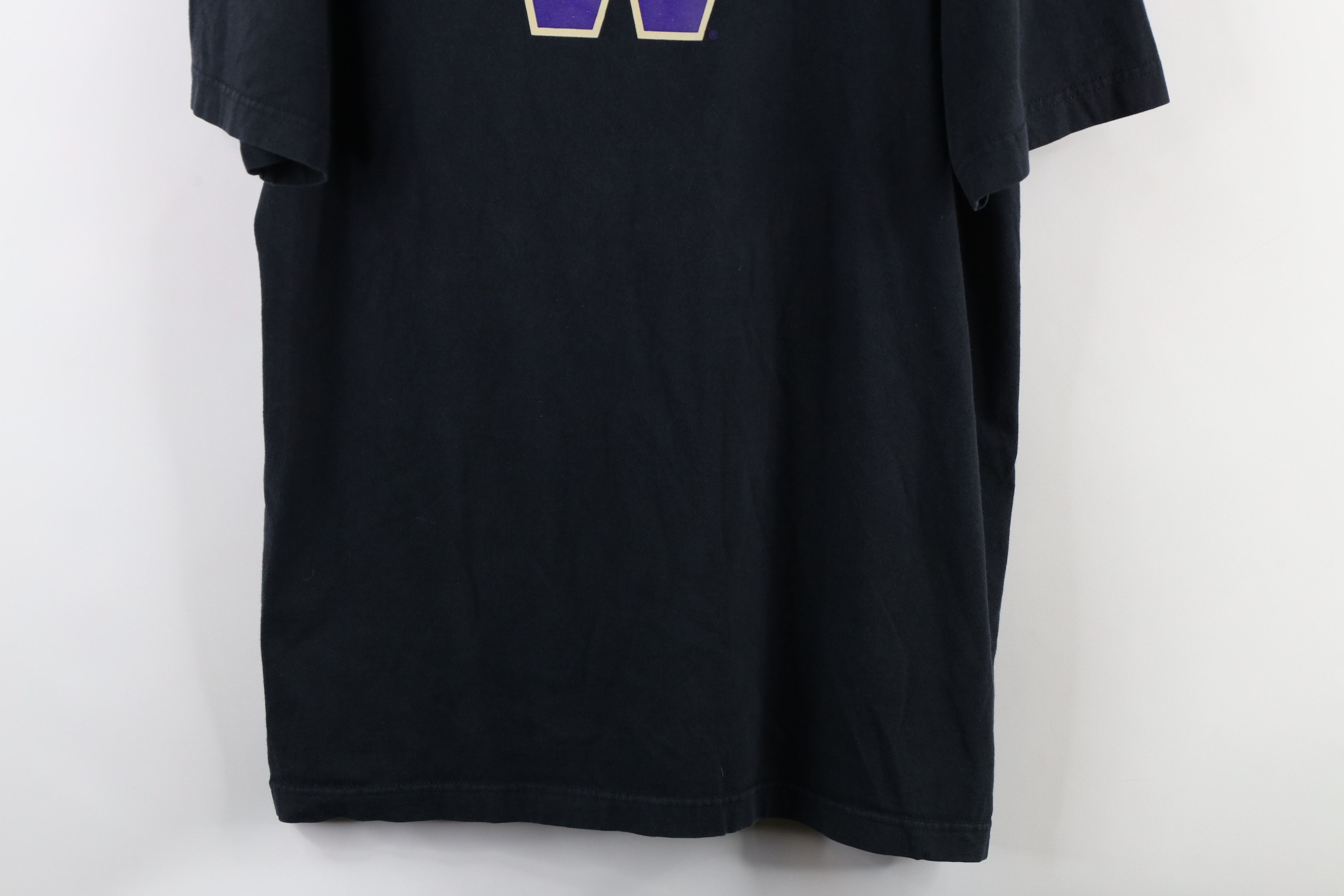 Nike × Vintage Vintage Nike Mini Swoosh University of Washington T-Shirt Size US L / EU 52-54 / 3 - 3 Thumbnail