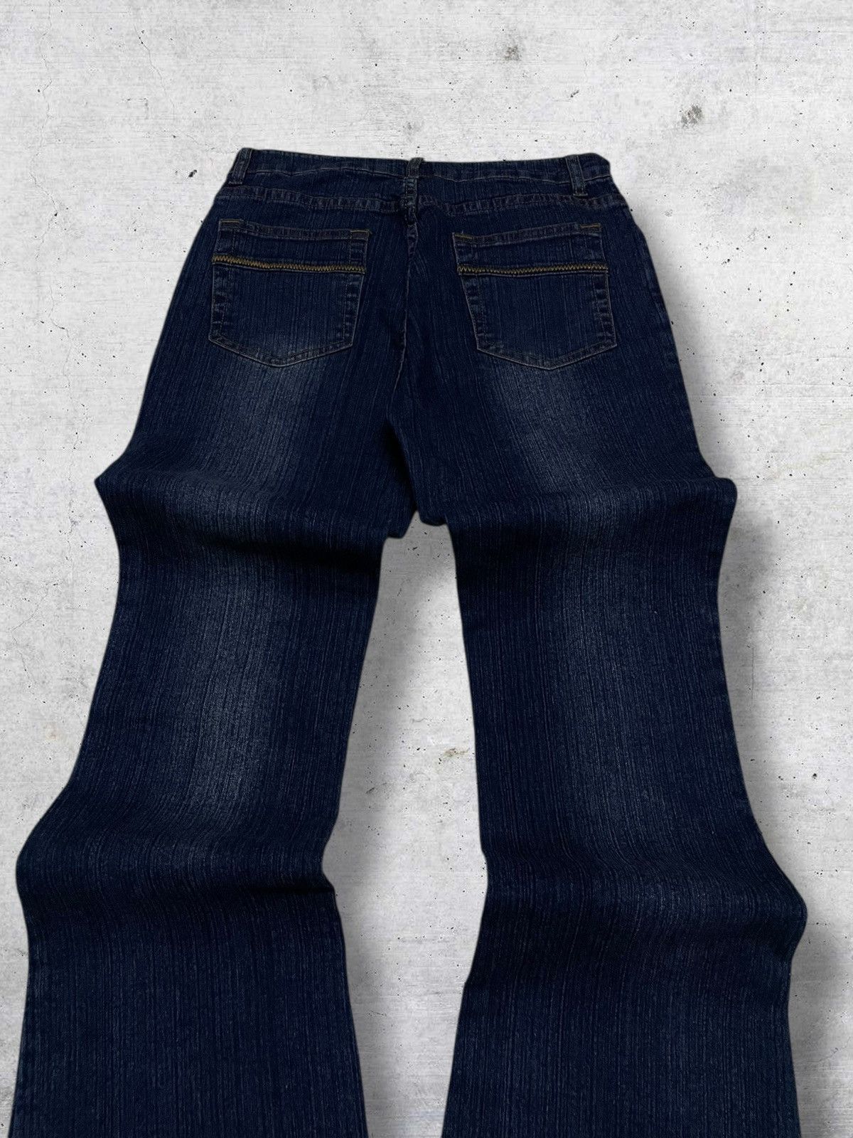 Hysteric Glamour VINTAGE HAPHAZARD JAPAN DESIGNER 90S OG STUDDED FLARED DENIM Size US 26 / EU 42 - 11 Thumbnail