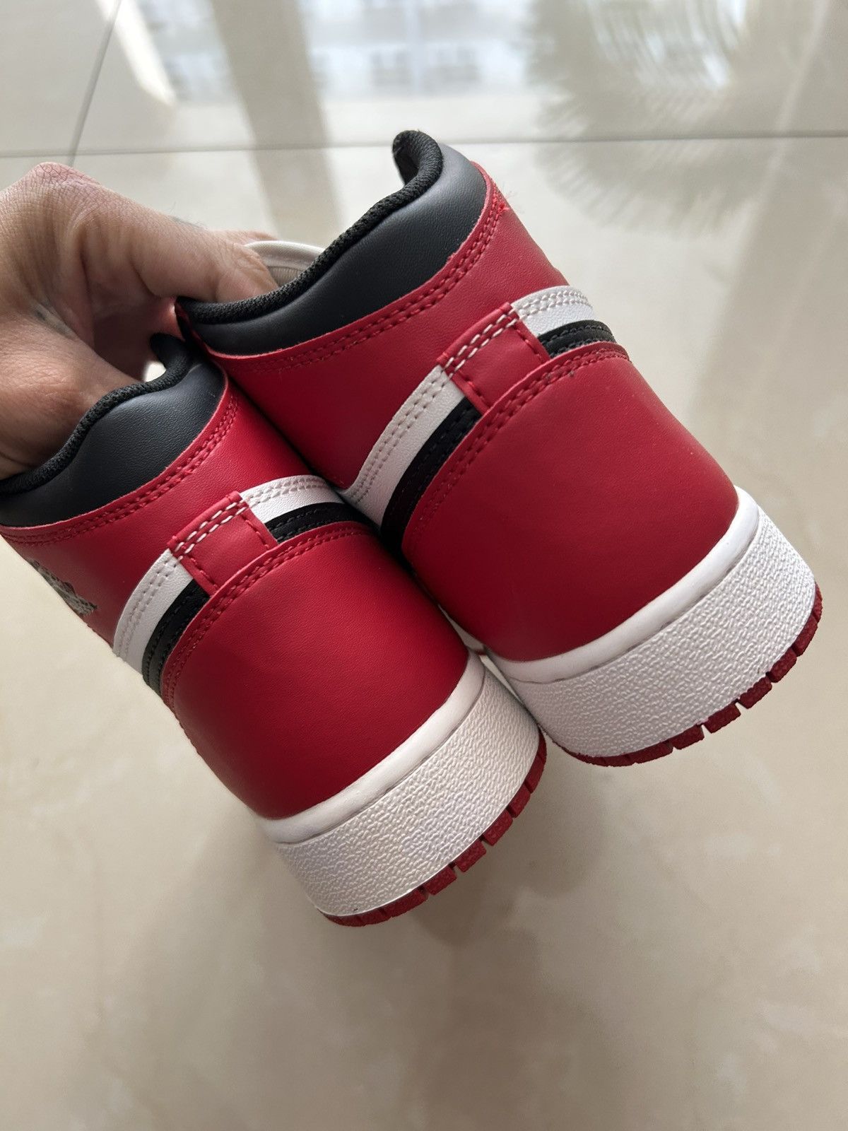 Jordan Brand 2015 Jordan 1 Chicago gs Size US 5 / IT 35 - 4 Thumbnail