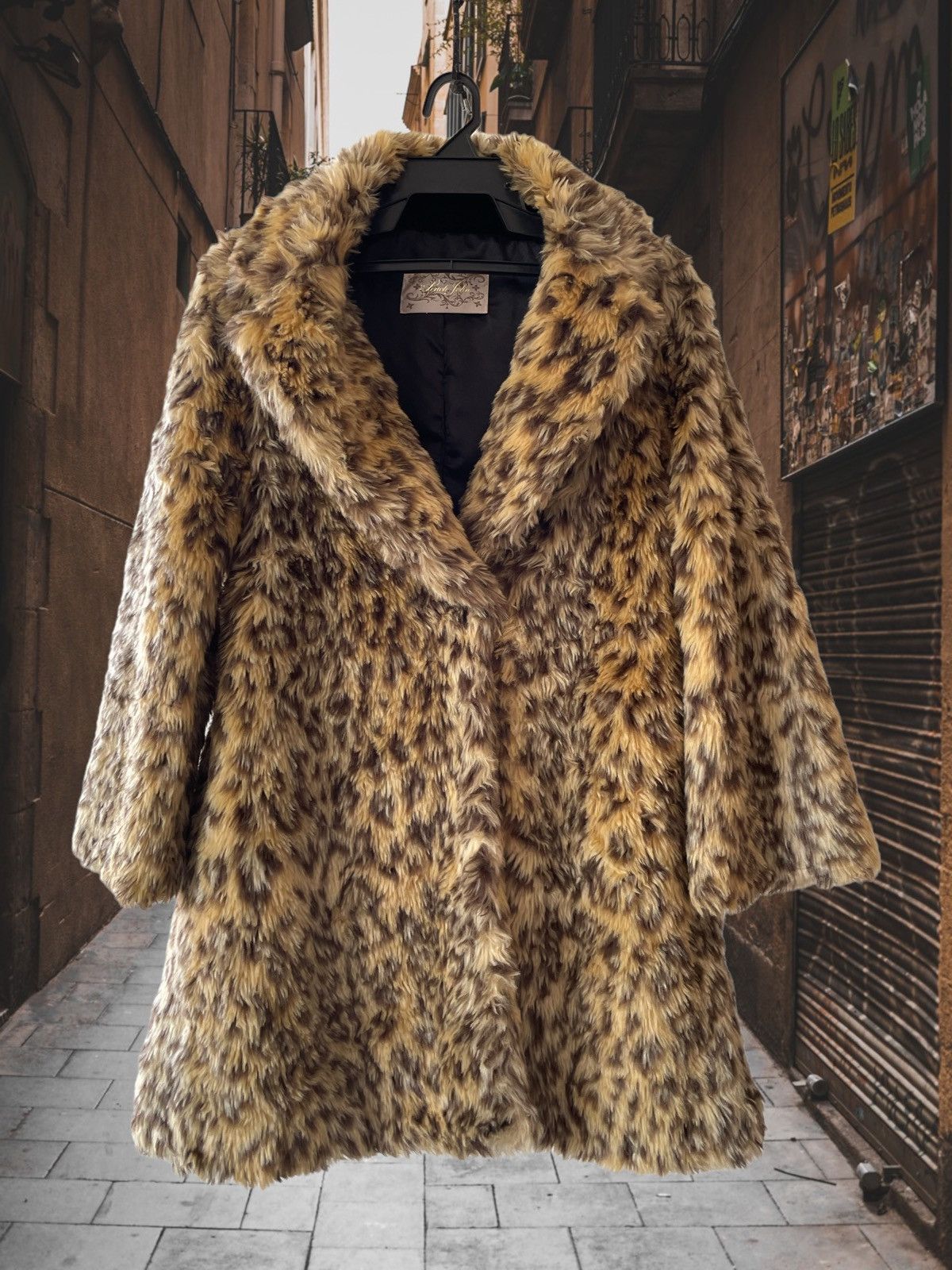 Japanese Brand Vintage Japanese Brand Allover Print Leopard Fluffy Fur Coat Size S / US 4 / IT 40 - 12 Thumbnail