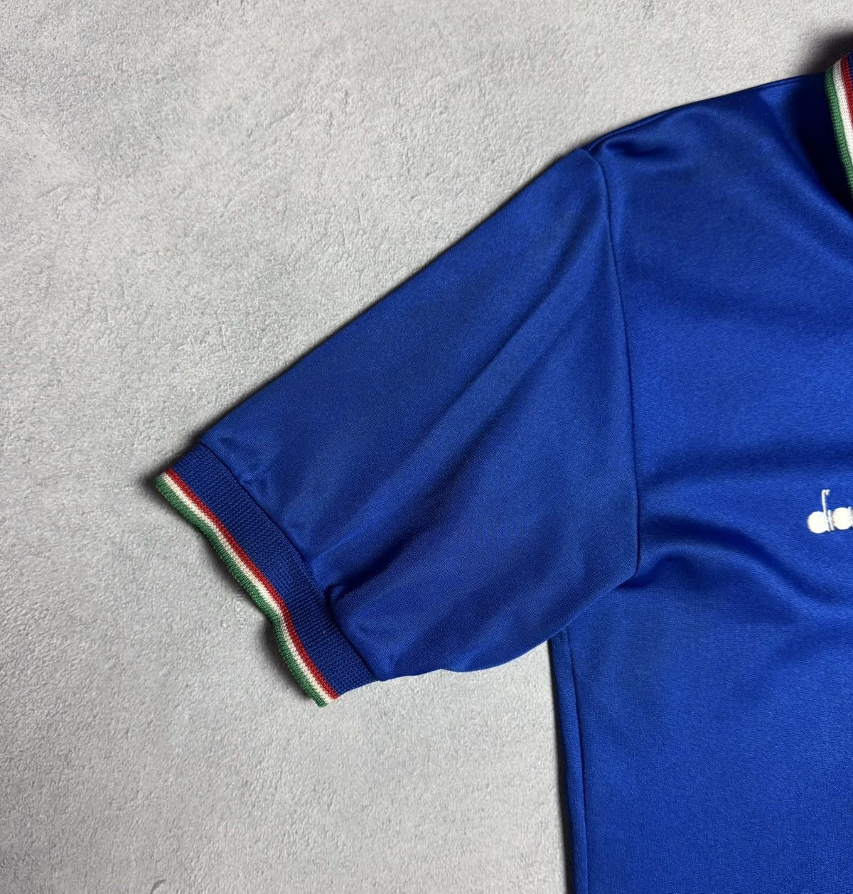 Diadora Italy 1990 1991 Home Football Shirt Soccer Jersey Diadora Size US S / EU 44-46 / 1 - 5 Thumbnail