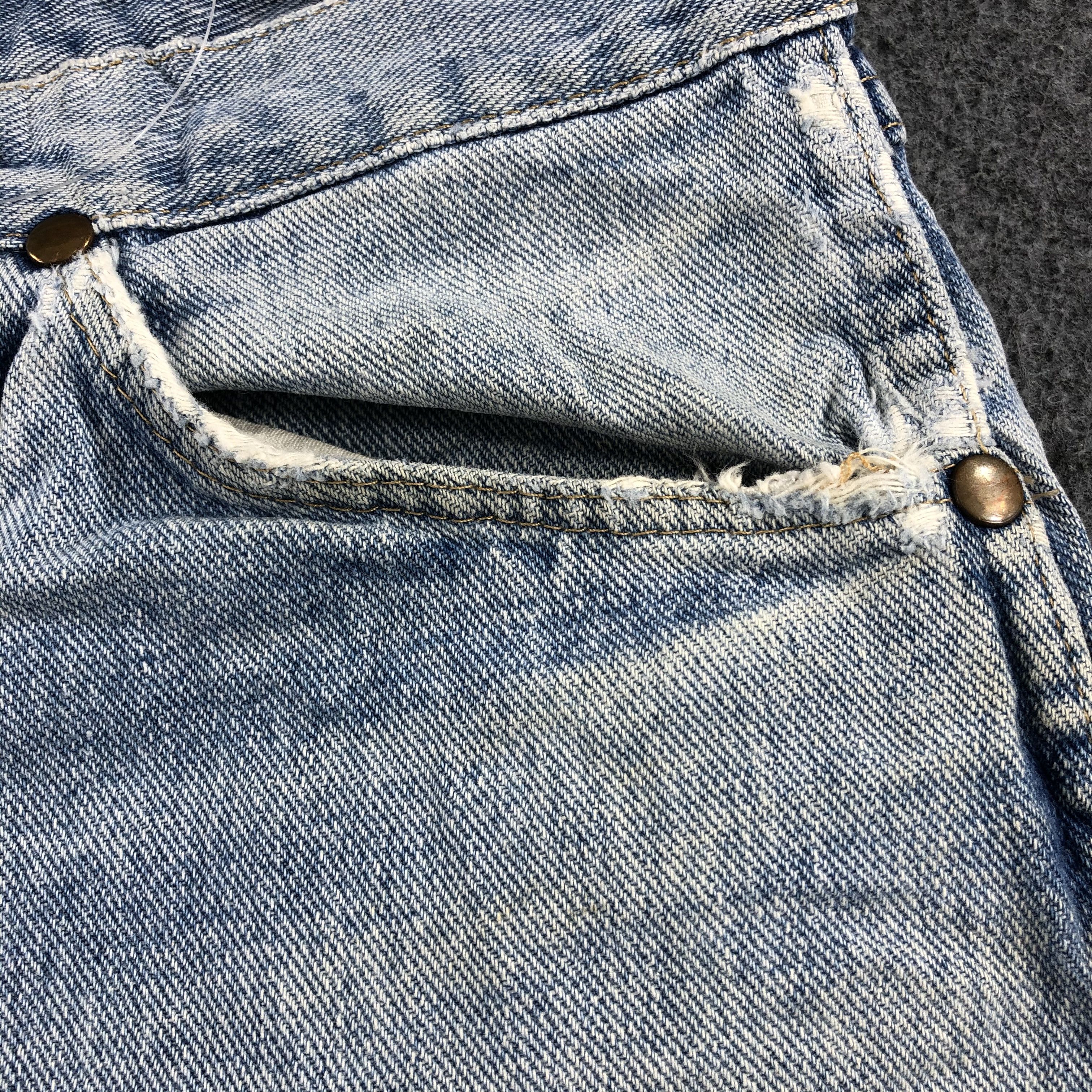 Vintage Vintage Blue Wash Wrangler Jeans-J2405 Size US 40 / EU 56 - 10 Thumbnail