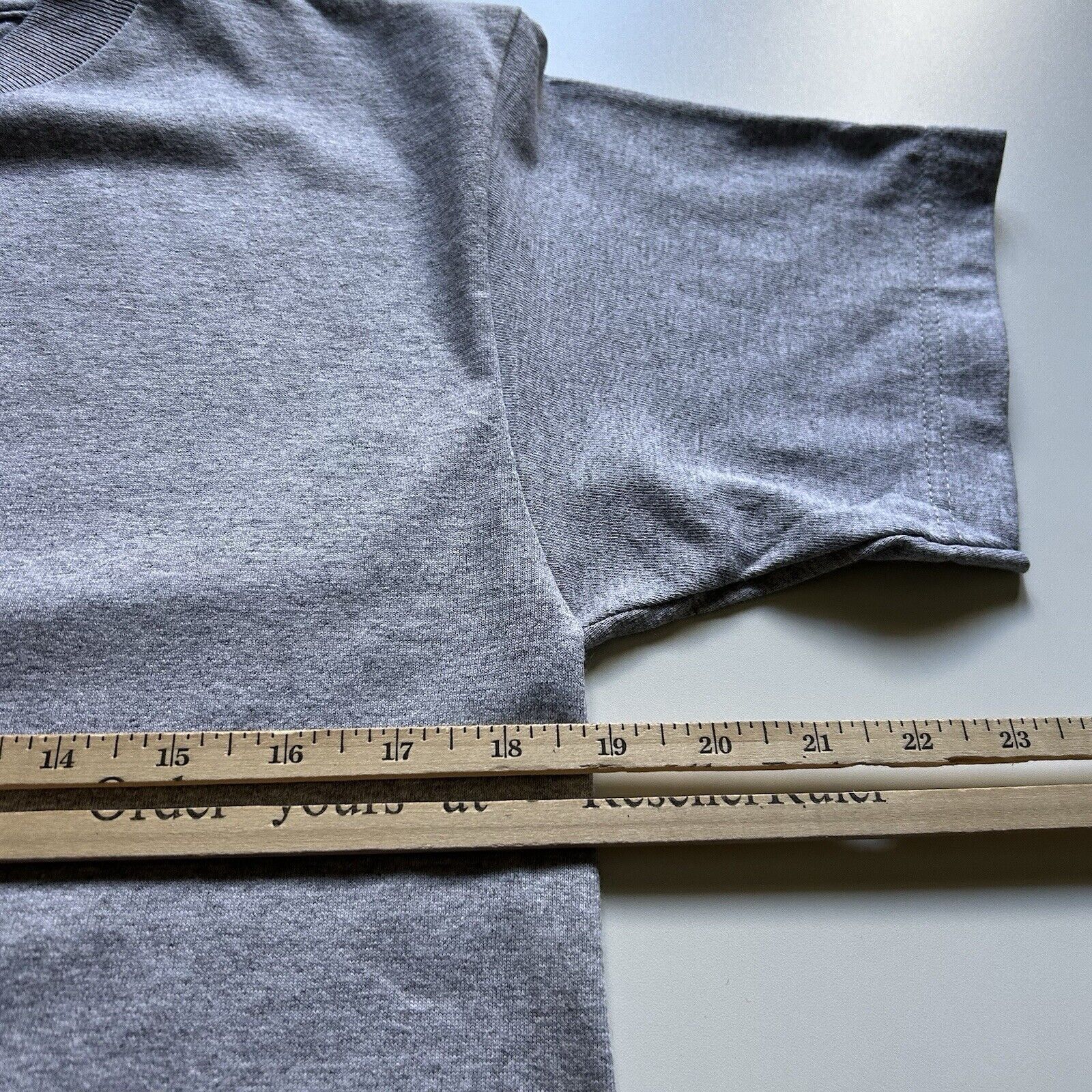 Vintage Vintage Y2K Blank Gray Basic T Shirt Men's Small Cotton Rare Size US S / EU 44-46 / 1 - 3 Thumbnail