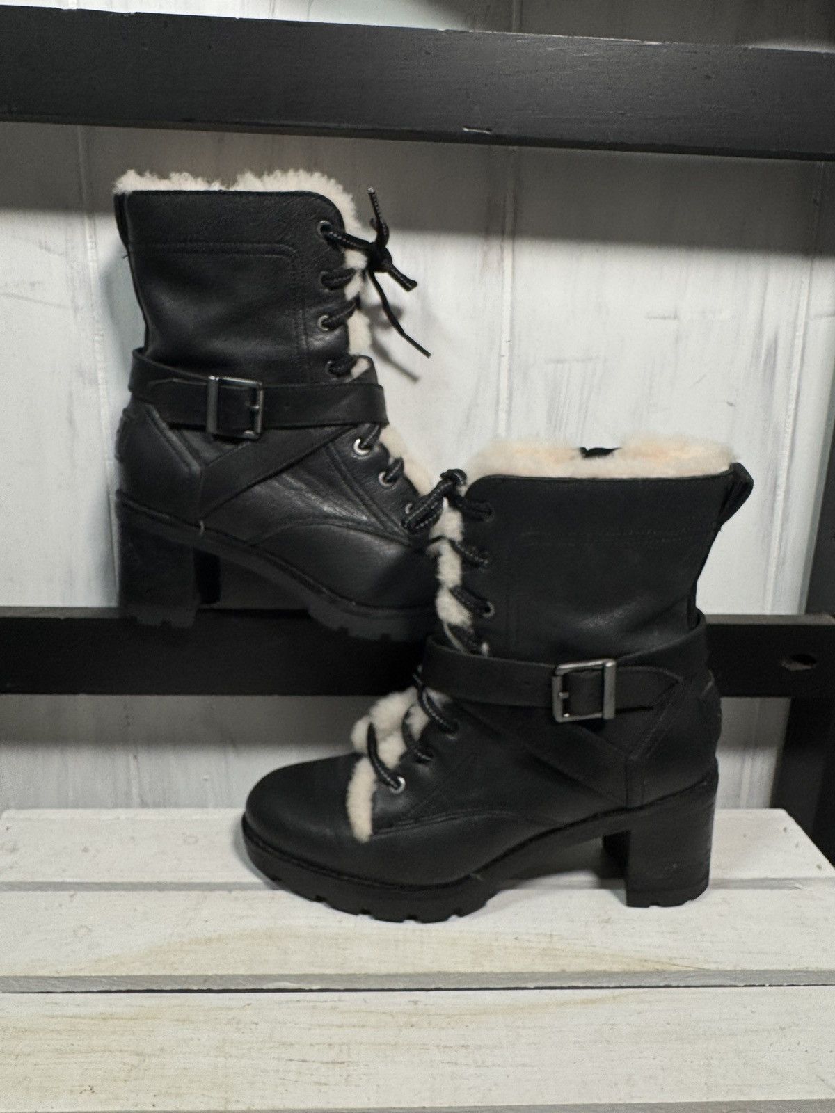 Ugg Ugg INGRID Sheepskin/Lined BLACK Leather Boots, Size 6.5/37 Size US 6.5 / IT 36.5 - 1 Thumbnail