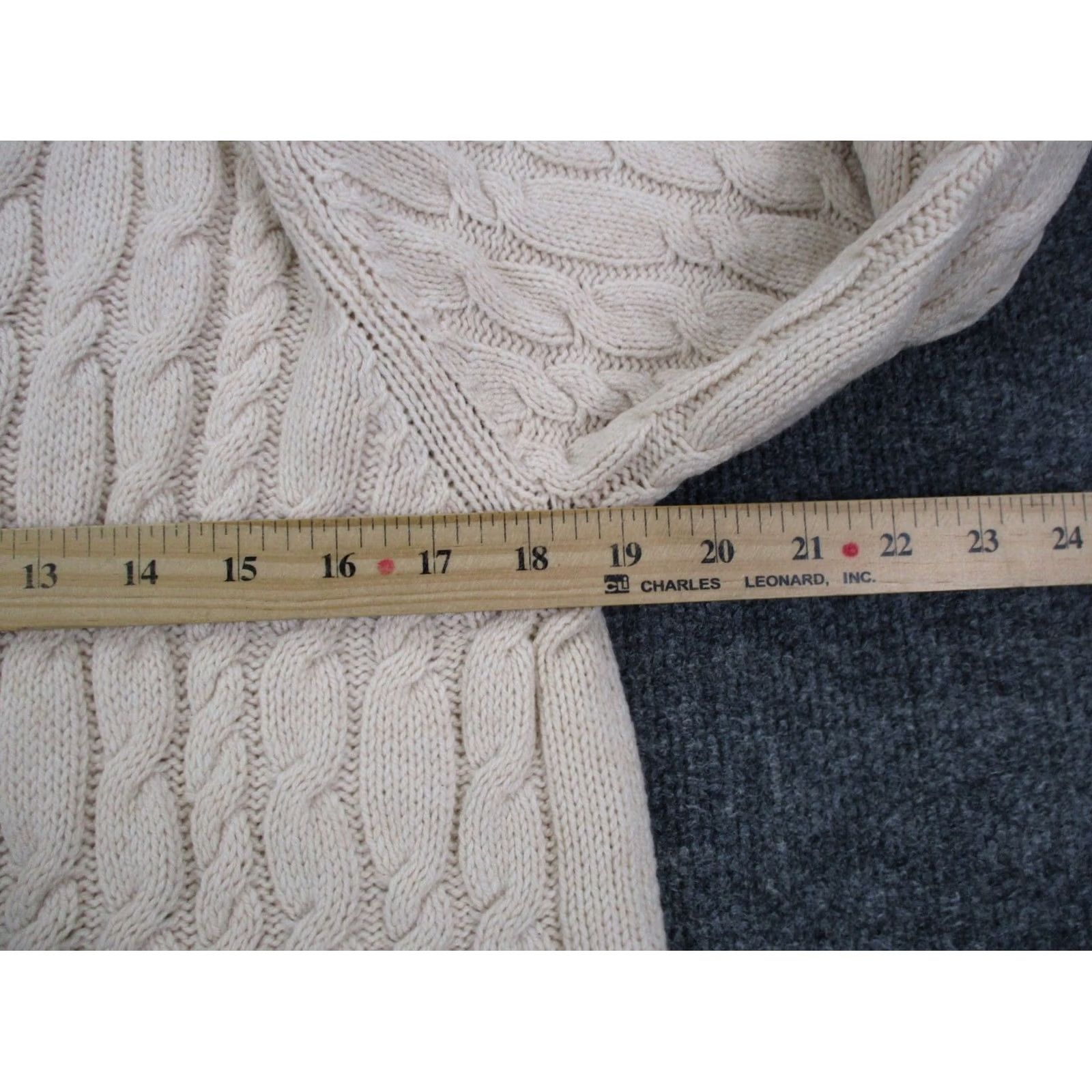 Brooks Brothers Brooks Brothers Sweater Women L Beige Wool Cable Knit Relaxed Fisherman Chunky Pullover Seasonal Outdoor 90s Mens Womens Boys Girls Size L / US 10 / IT 46 - 5 Thumbnail