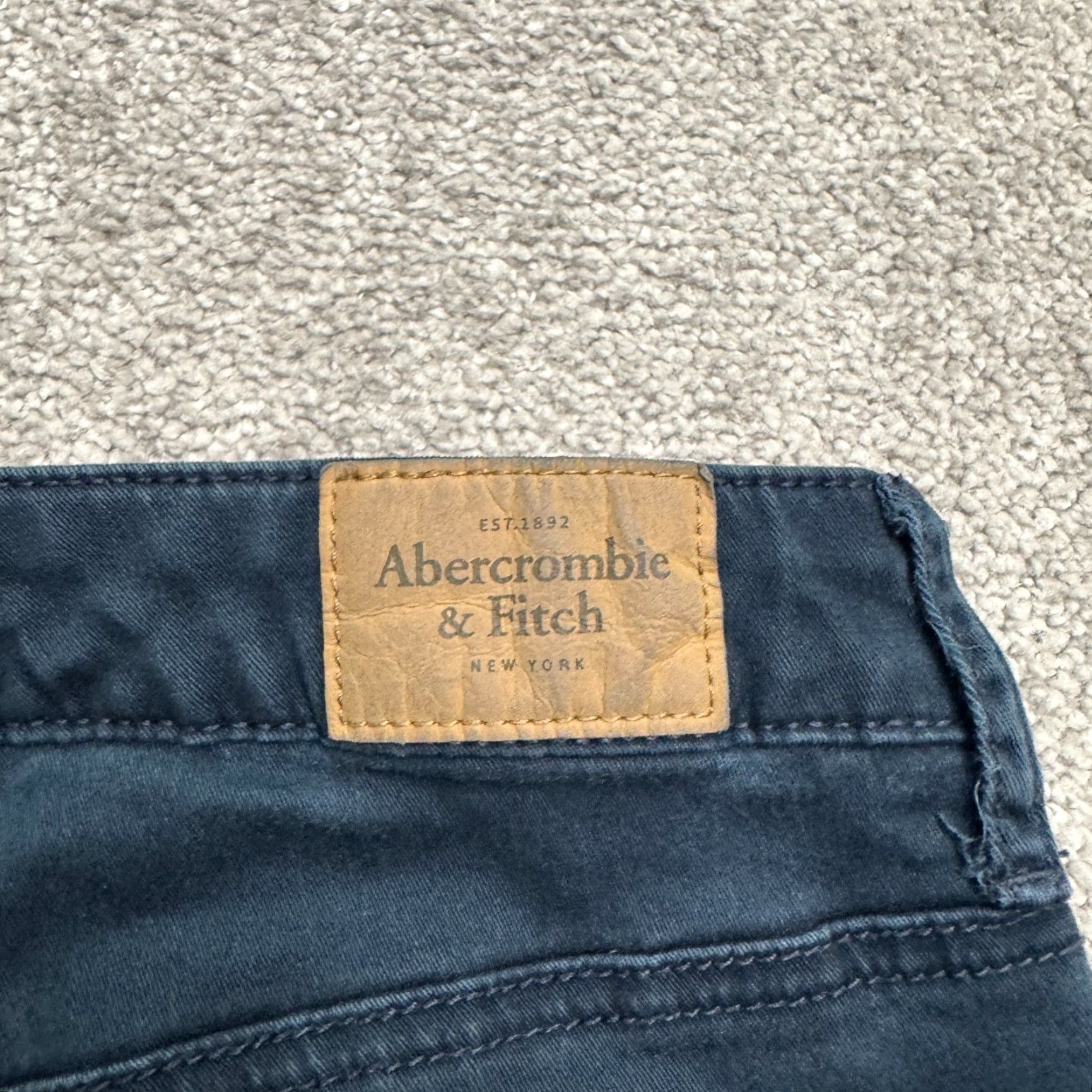Abercrombie & Fitch Abercrombie & Fitch Pants Women's Chino Skinny Mid Rise 4 Navy Blue 28x29 Adult Regular Blue Size 27" / US 4 / IT 40 - 5 Thumbnail