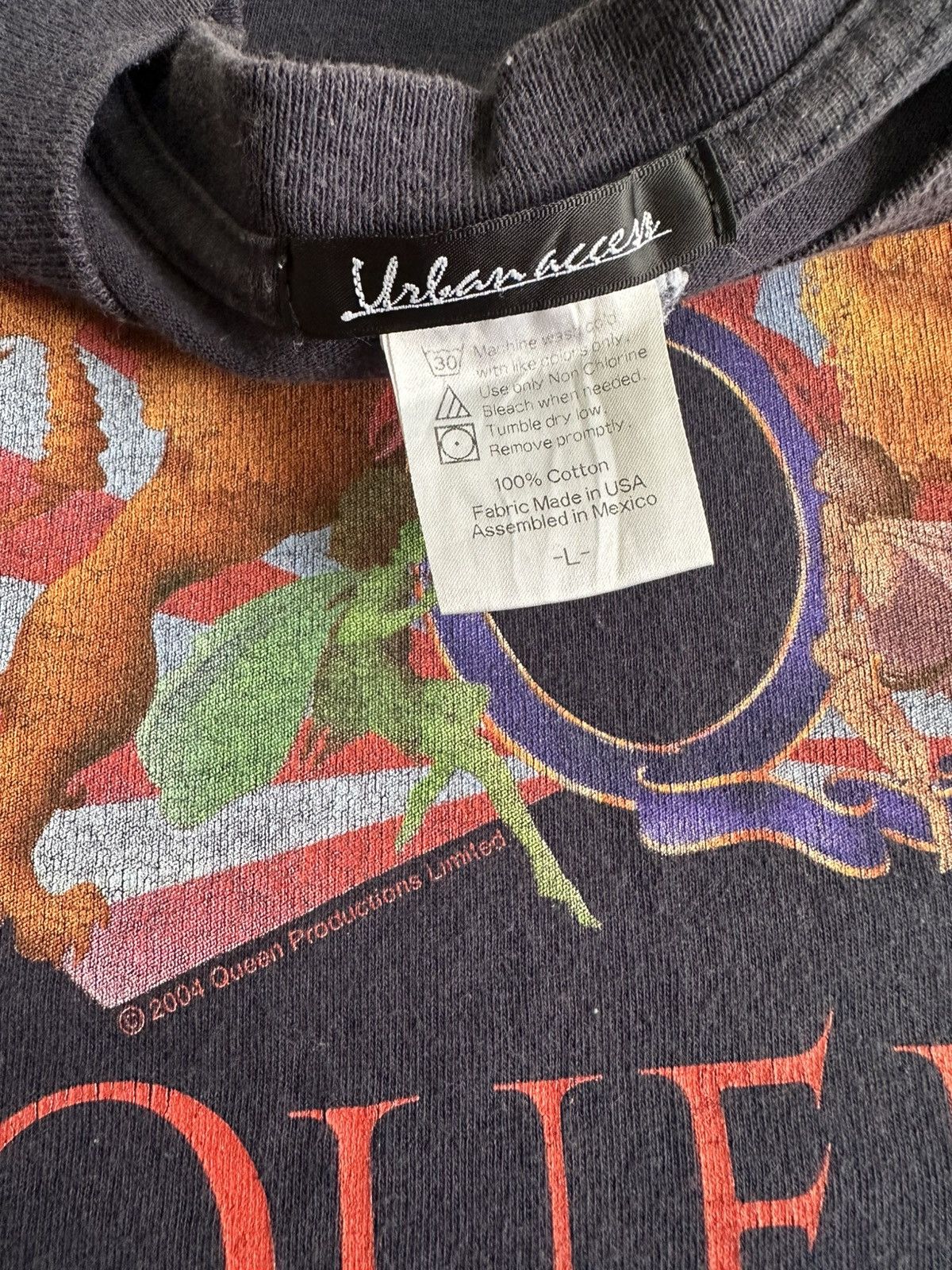 Band Tees Vintage 2004 Queen Bohemian Rhapsody Band Rock Rare USA Size US L / EU 52-54 / 3 - 4 Thumbnail