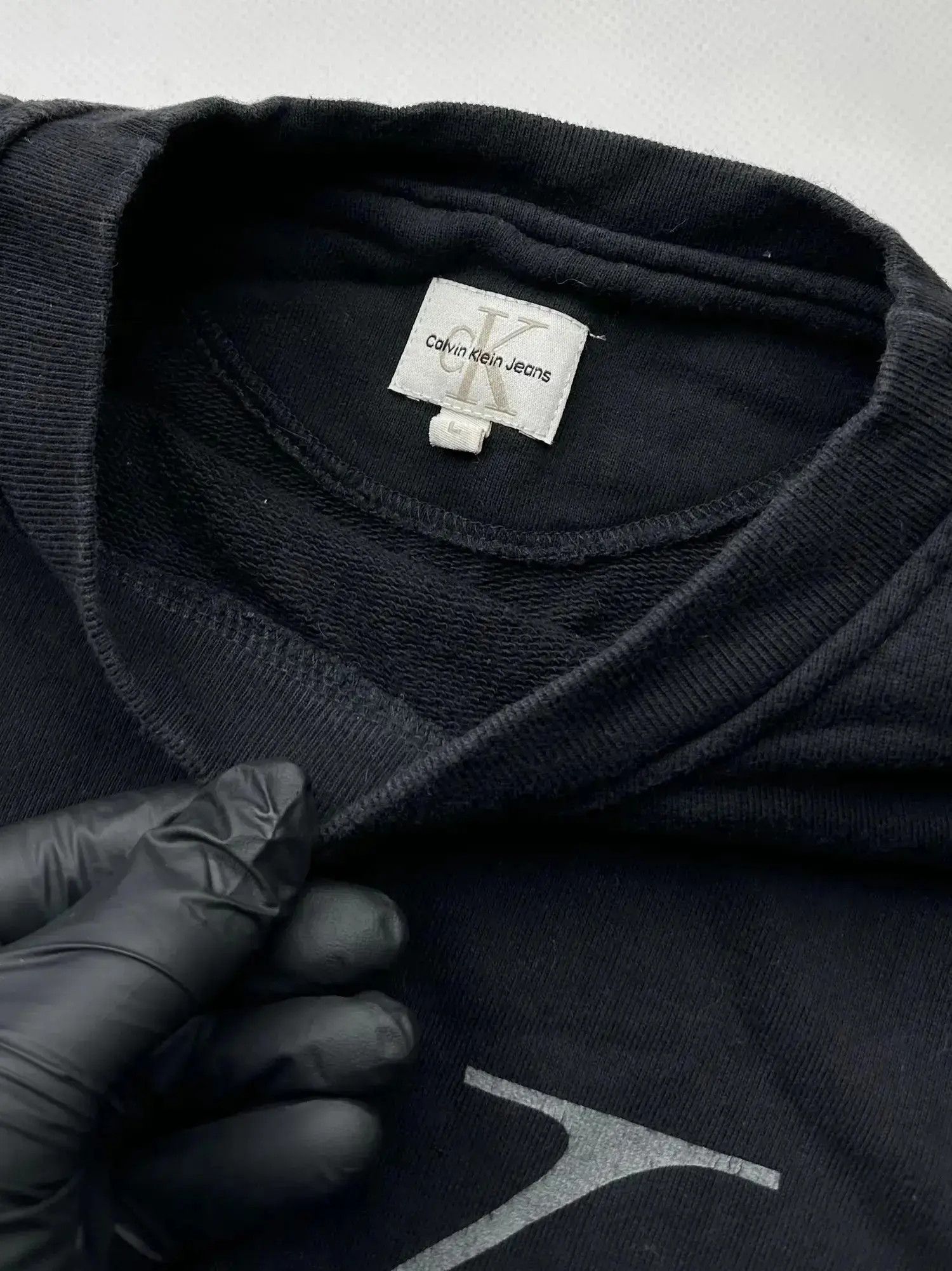 Calvin Klein Calvin Klein Vintage 90's Sweatshirt (29) Size US M / EU 48-50 / 2 - 4 Thumbnail