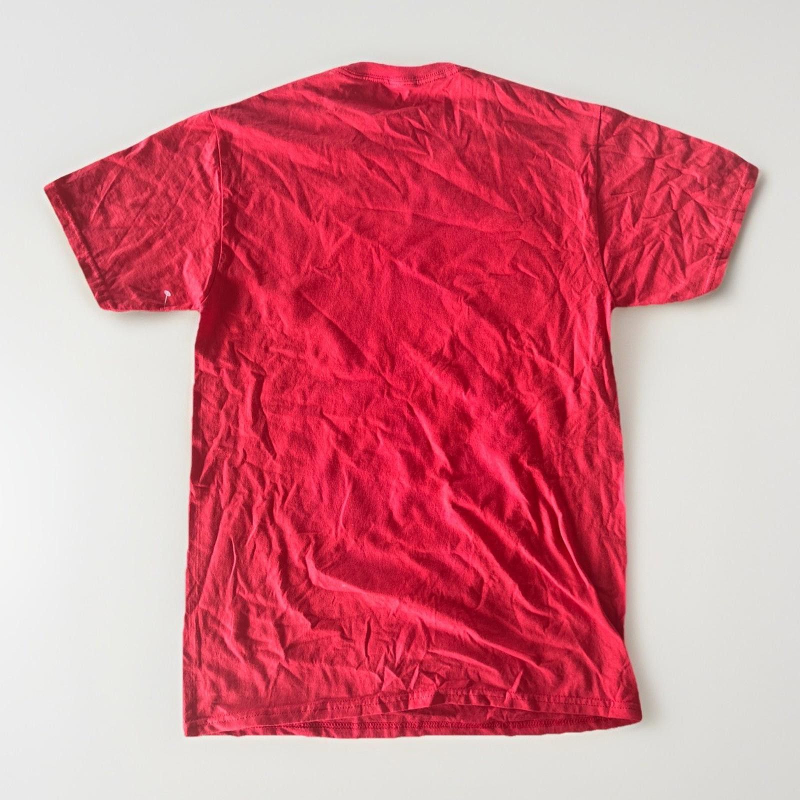 Disney Disney 2022 Red T-Shirt Adult Size Small Mickey Goofy New Size US S / EU 44-46 / 1 - 5 Thumbnail