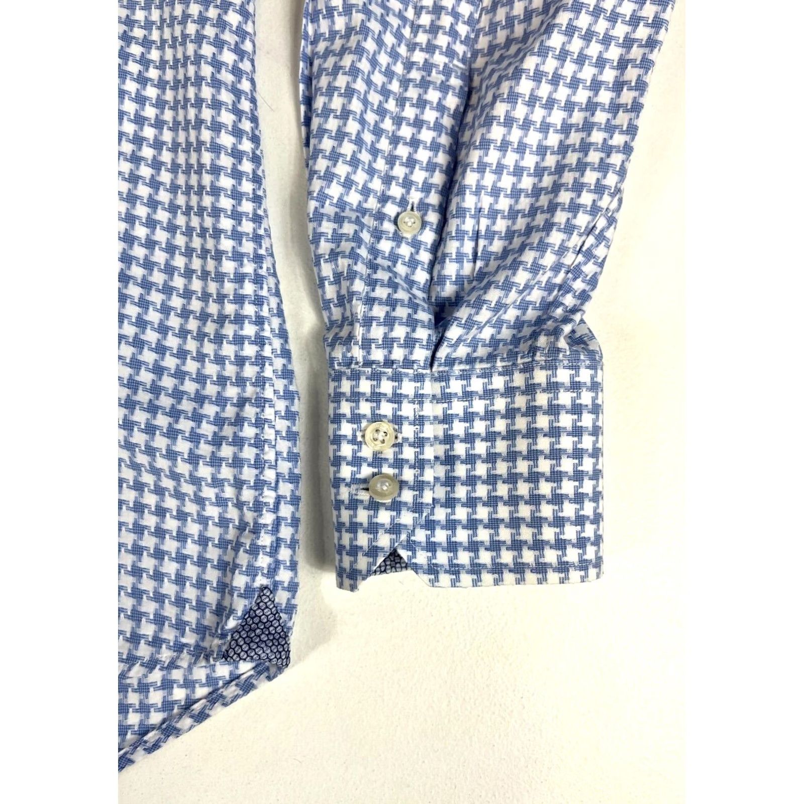 Robert Graham VINTAGE Robert Graham Button-Up Houndstooth Shirt Mens L/XL 43/17 White Blue 100% Cotton Size US L / EU 52-54 / 3 - 4 Thumbnail