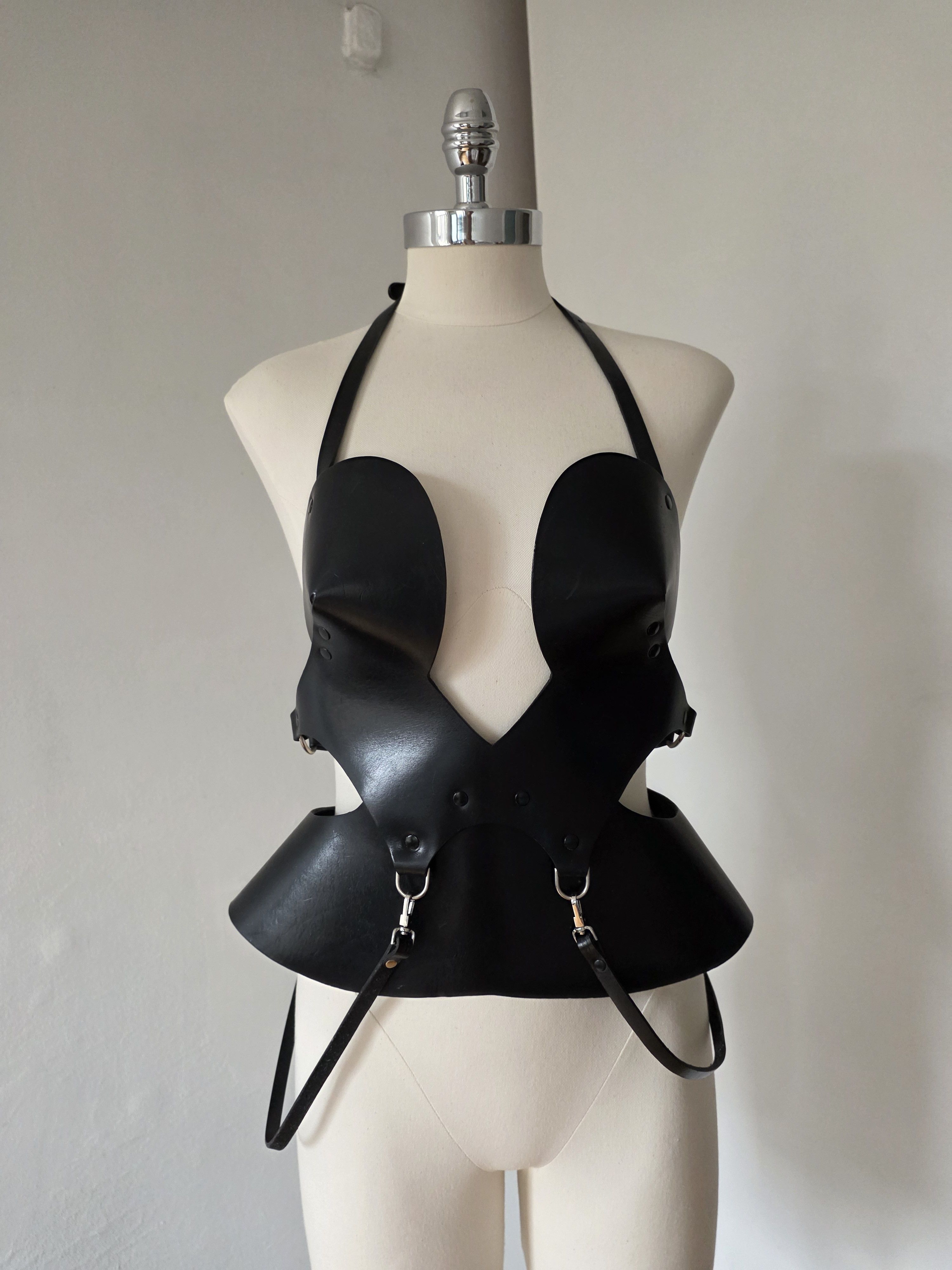 Other Zana Bayne Black Leather Harness Corset Bustier Avant Garde Size ONE SIZE - 4 Thumbnail