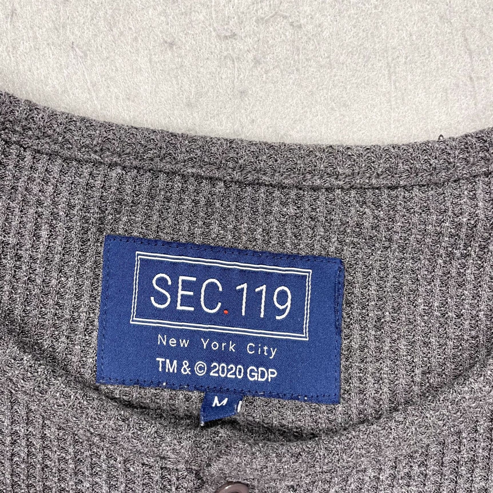 Vintage VINTAGE Sec 119 Grateful Dead Shirt Mens Medium Gray Henley Waffle Knit Dancing Bear Size US M / EU 48-50 / 2 - 3 Thumbnail