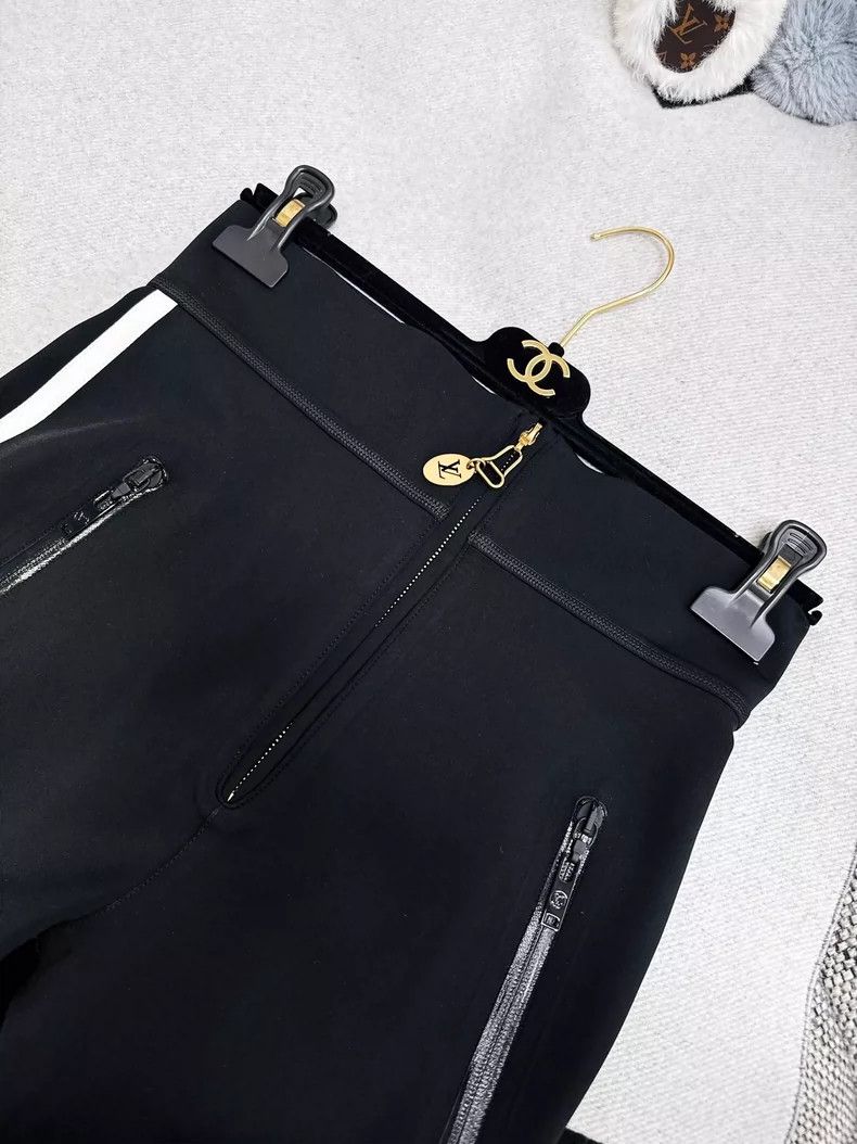 Louis Vuitton LOUIS VUITTON Black White Trim Zip Ski Pants 2504-Nextarrow Size 35" - 3 Thumbnail