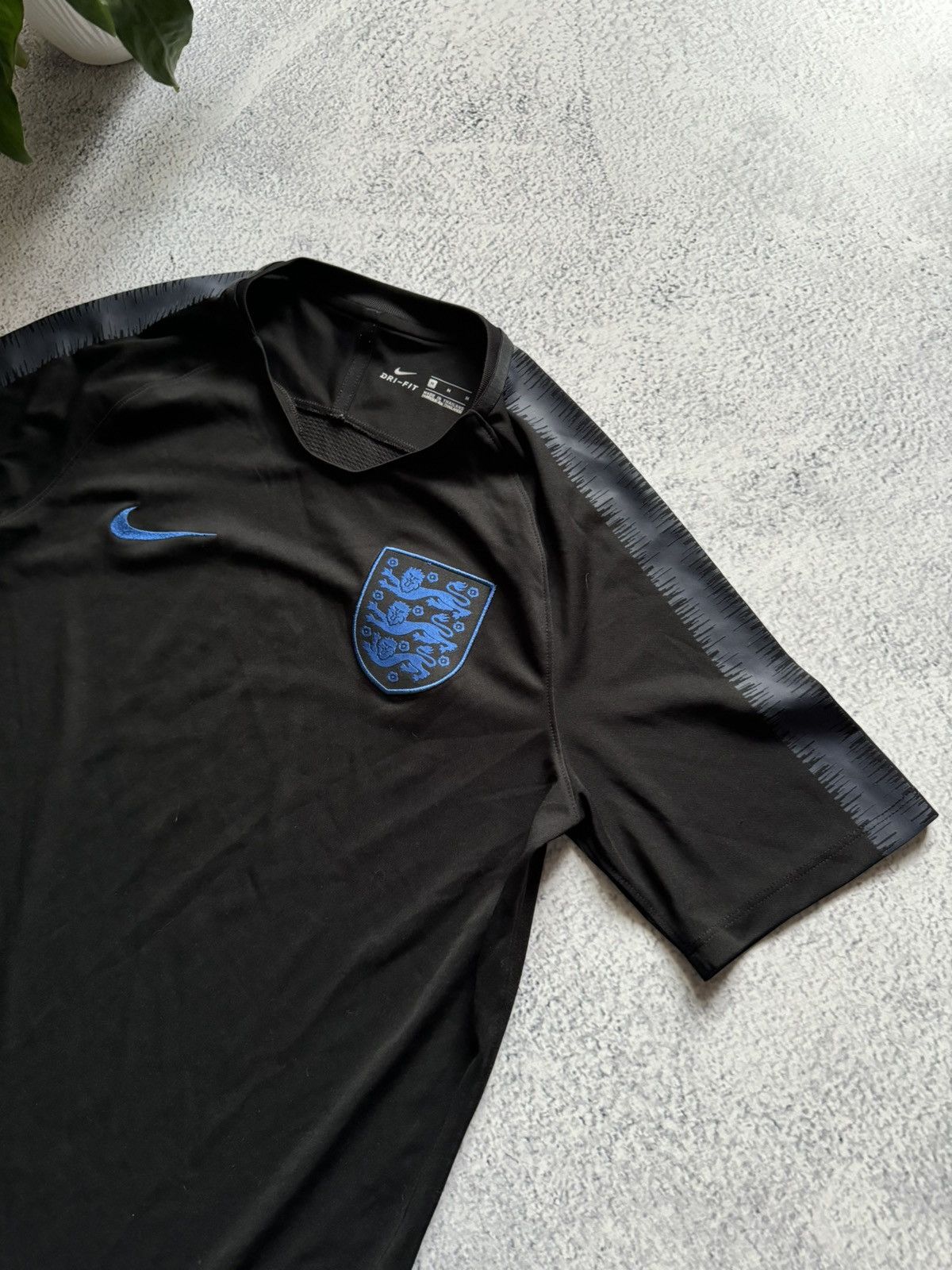 Nike England national 2018 training football shirt jersey Nike M Size US M / EU 48-50 / 2 - 3 Thumbnail