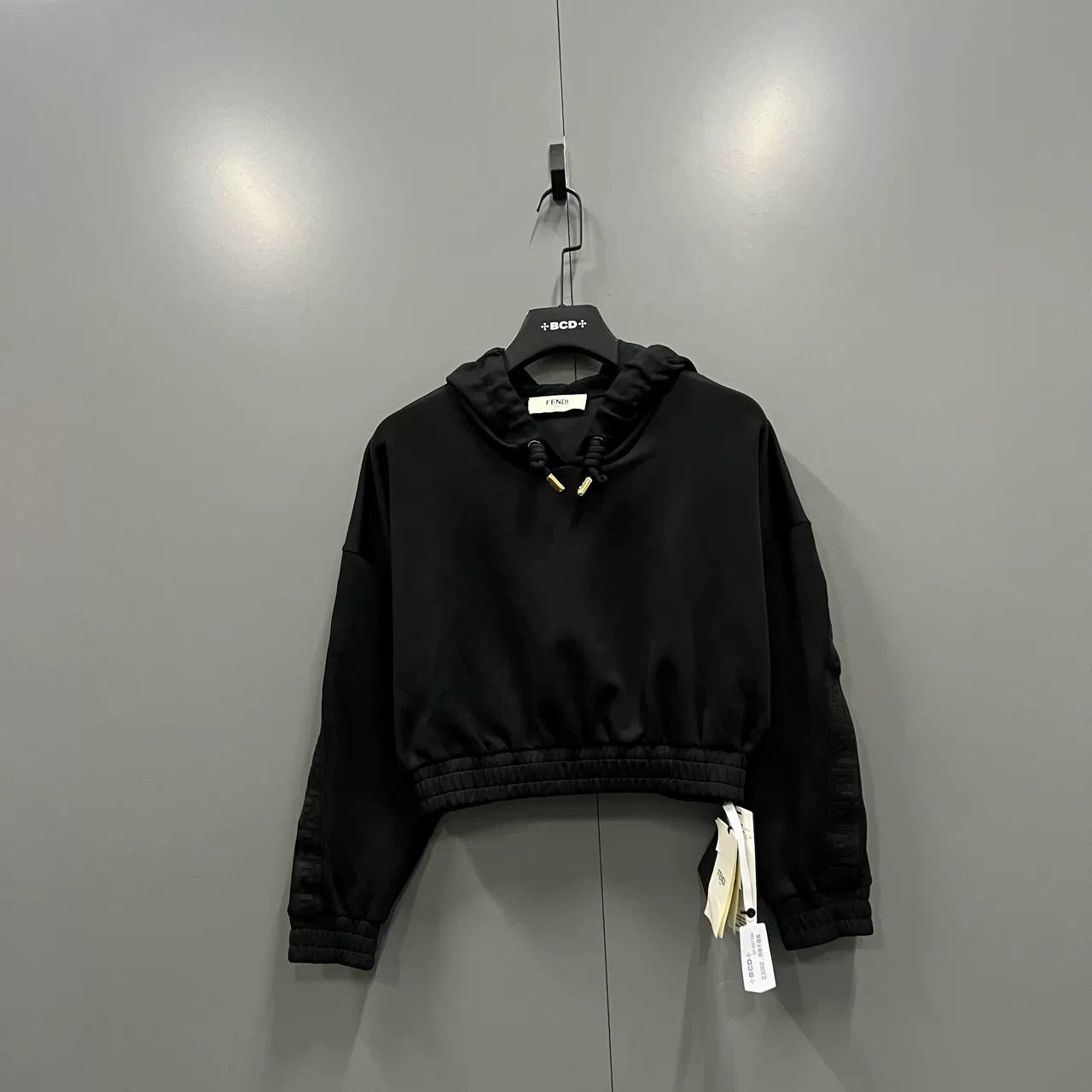 Fendi FENDI Black Cropped Drawstring Hoodie Size S / US 4 / IT 40 - 1 Thumbnail