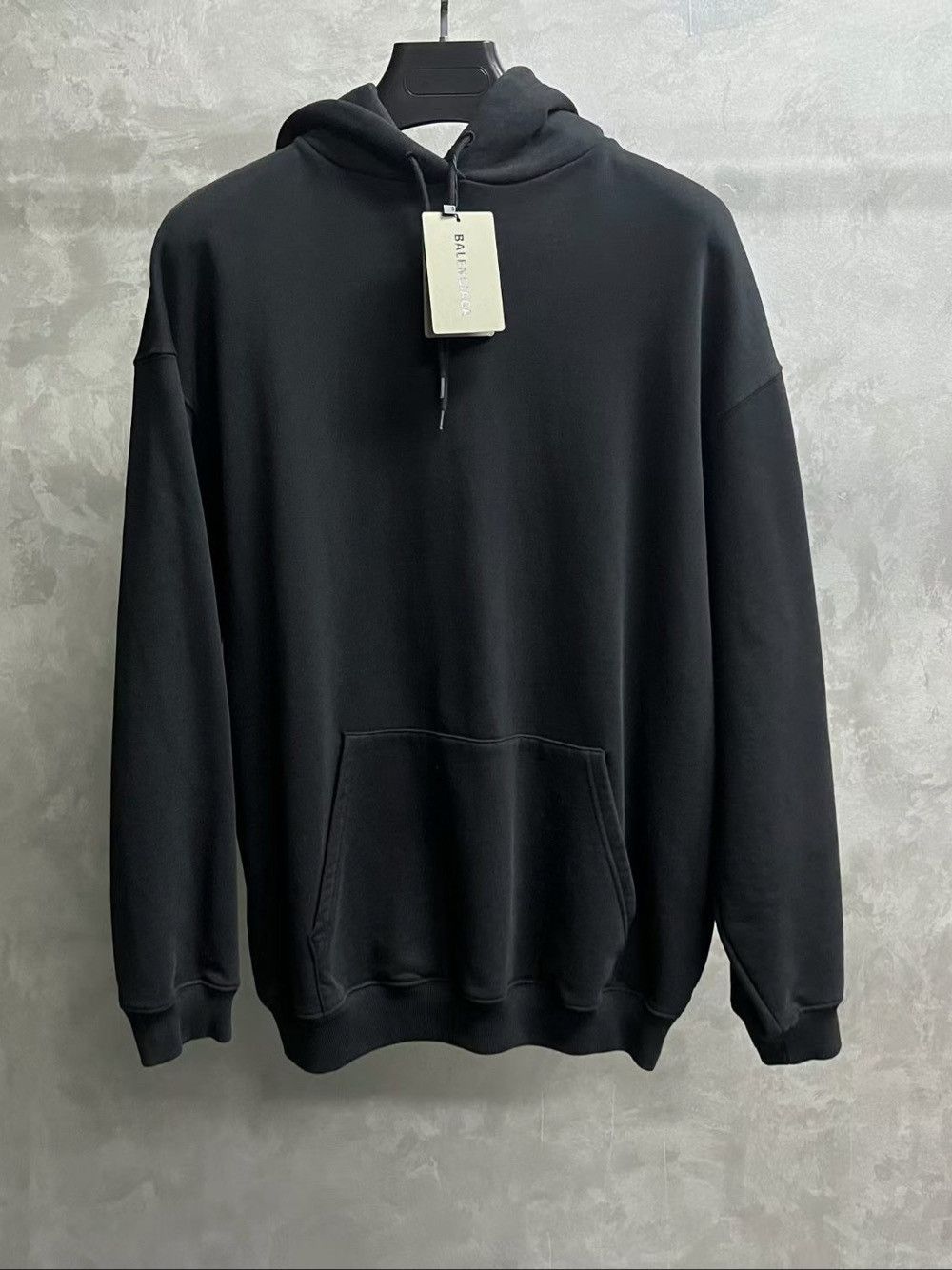 Balenciaga Balenciaga Back Logo Hoodie Size M Size US M / EU 48-50 / 2 - 1 Thumbnail