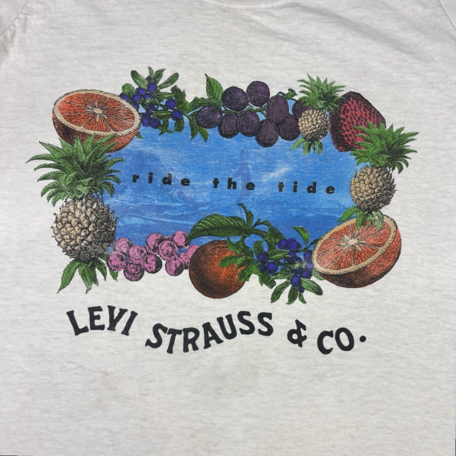 Levi's VINTAGE Levi's Women Sleeveless Shirt Ride The Tide Alice in Wonderland 90s Cropped Tank White Medium Size M / US 6-8 / IT 42-44 - 6 Thumbnail