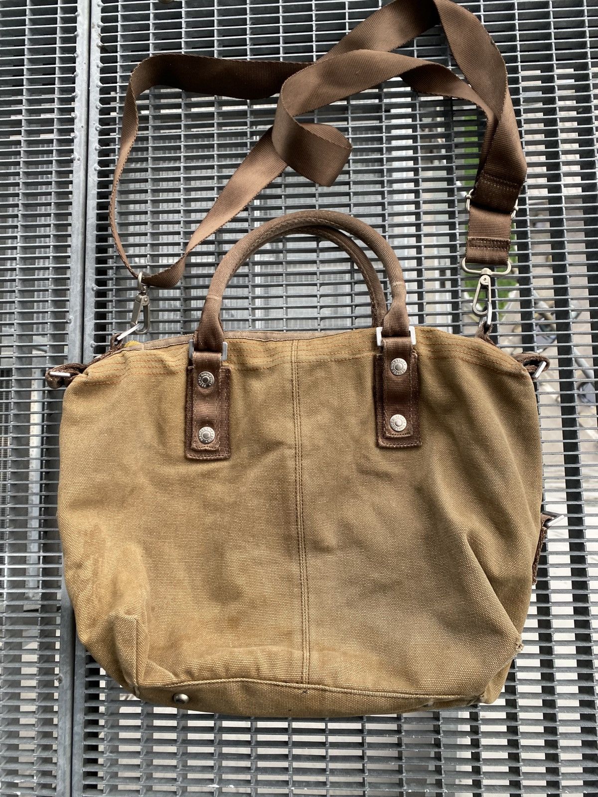 George Gina & Lucy Vintage George Gina & Lucy GGl Jeans Crossbody Bag Size ONE SIZE - 8 Thumbnail