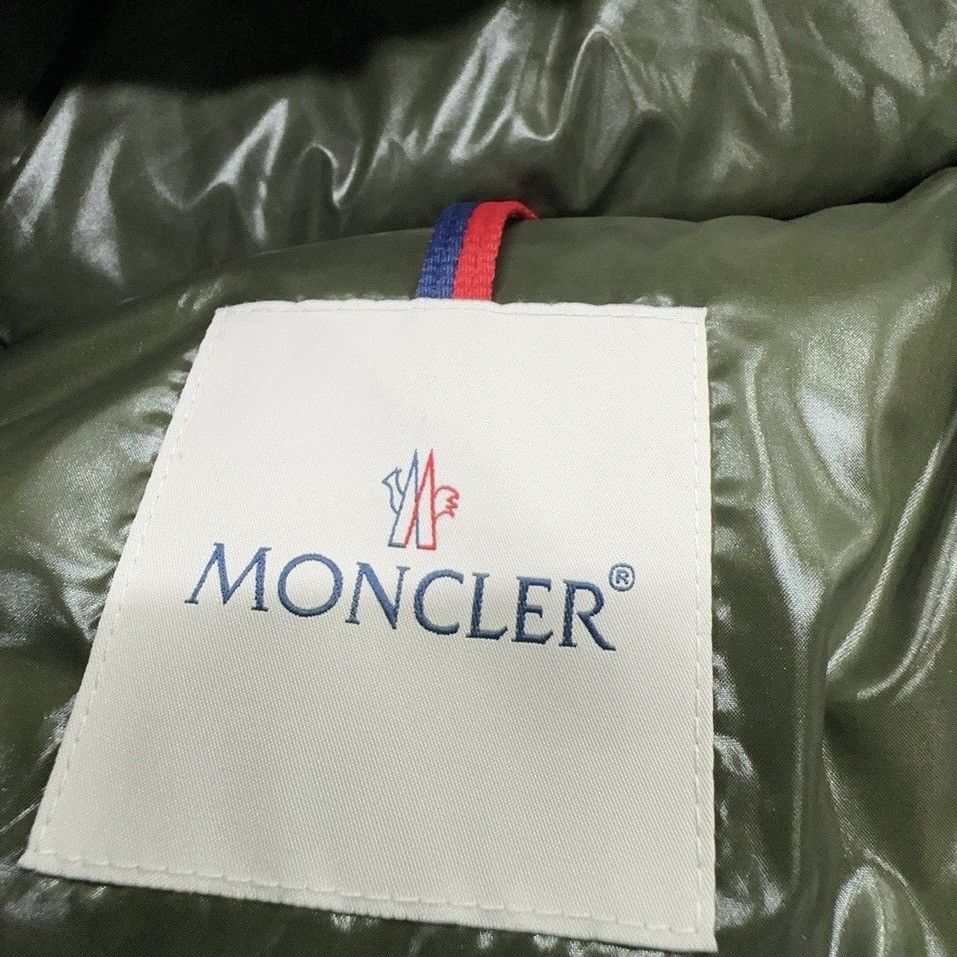 Moncler Moncler 2018 Montriond down puffer jacket Size US S / EU 44-46 / 1 - 4 Thumbnail