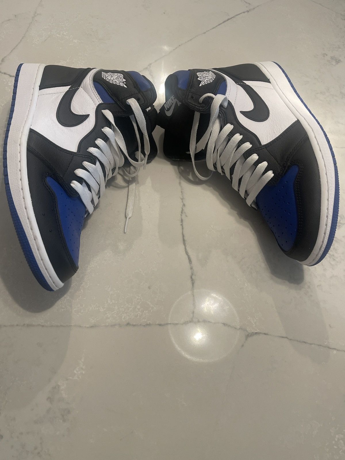 Jordan Brand × Nike Jordan 1 Retro Royal Toe Size US 10 / EU 43 - 5 Thumbnail