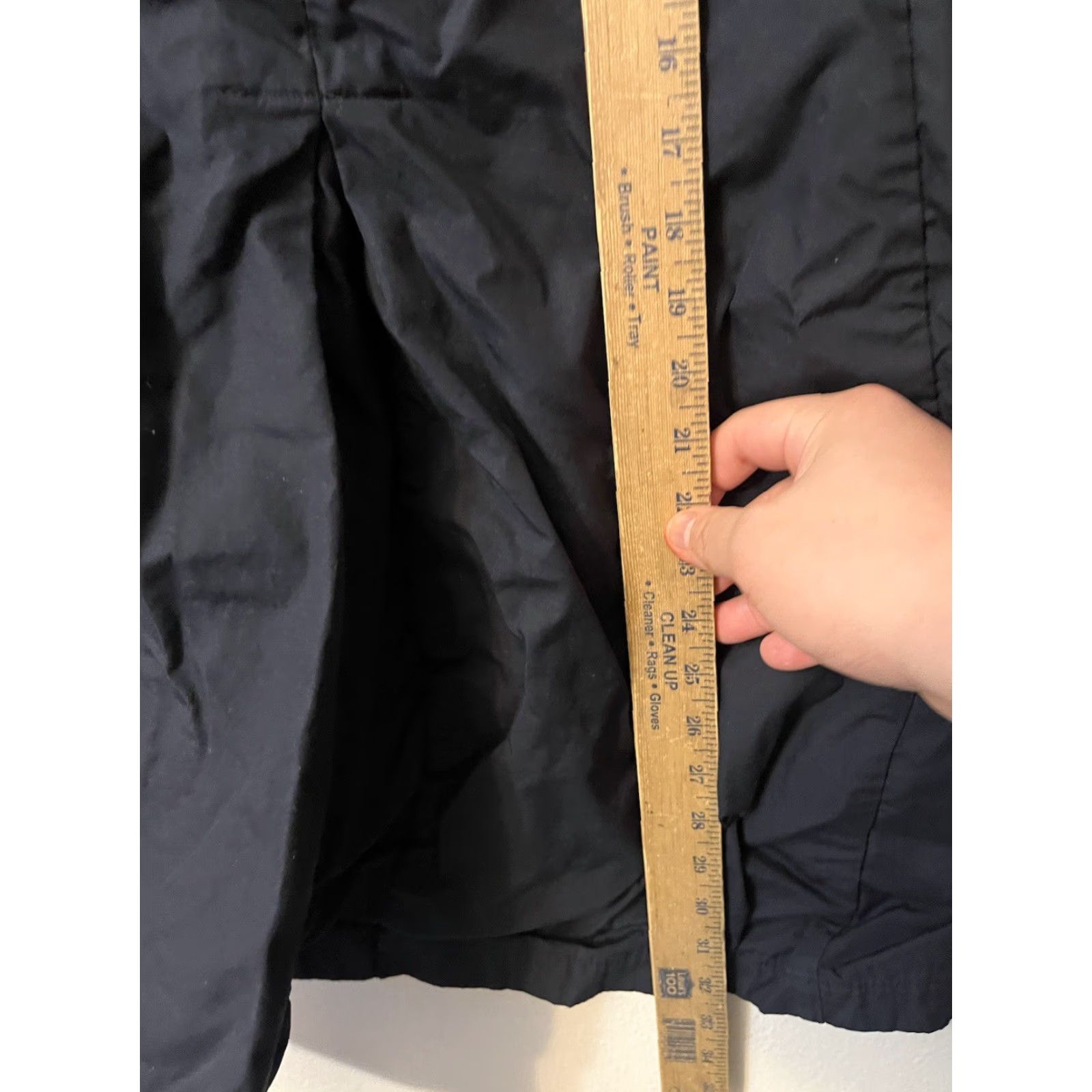 Banana Republic Banana Republic Women's XS Black Short Trench Coat Plaid Lined City Classic Trench Coat Water Resistant Buckle Button Size 26" / US 2 / IT 38 - 5 Thumbnail