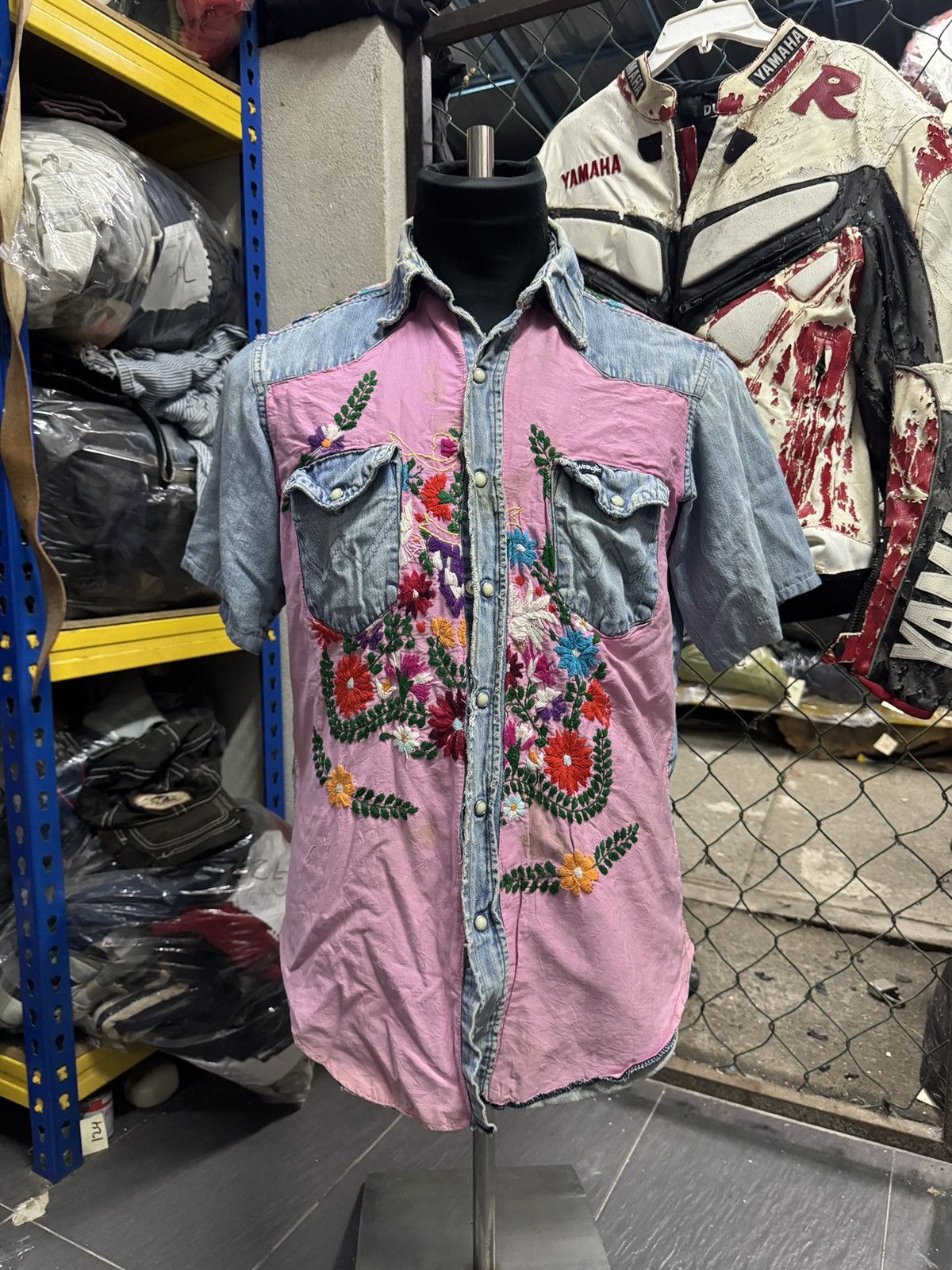 Vintage × Wrangler VINTAGE 80’S REMADE BY RE DENIM WRANGLER SHIRT Size US M / EU 48-50 / 2 - 1 Thumbnail