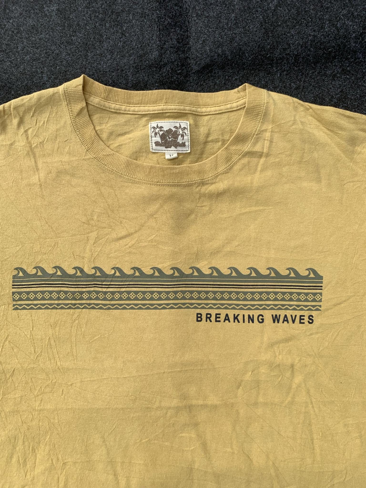 Sun Surf Breaking wave like surf style. Size US M / EU 48-50 / 2 - 2 Thumbnail