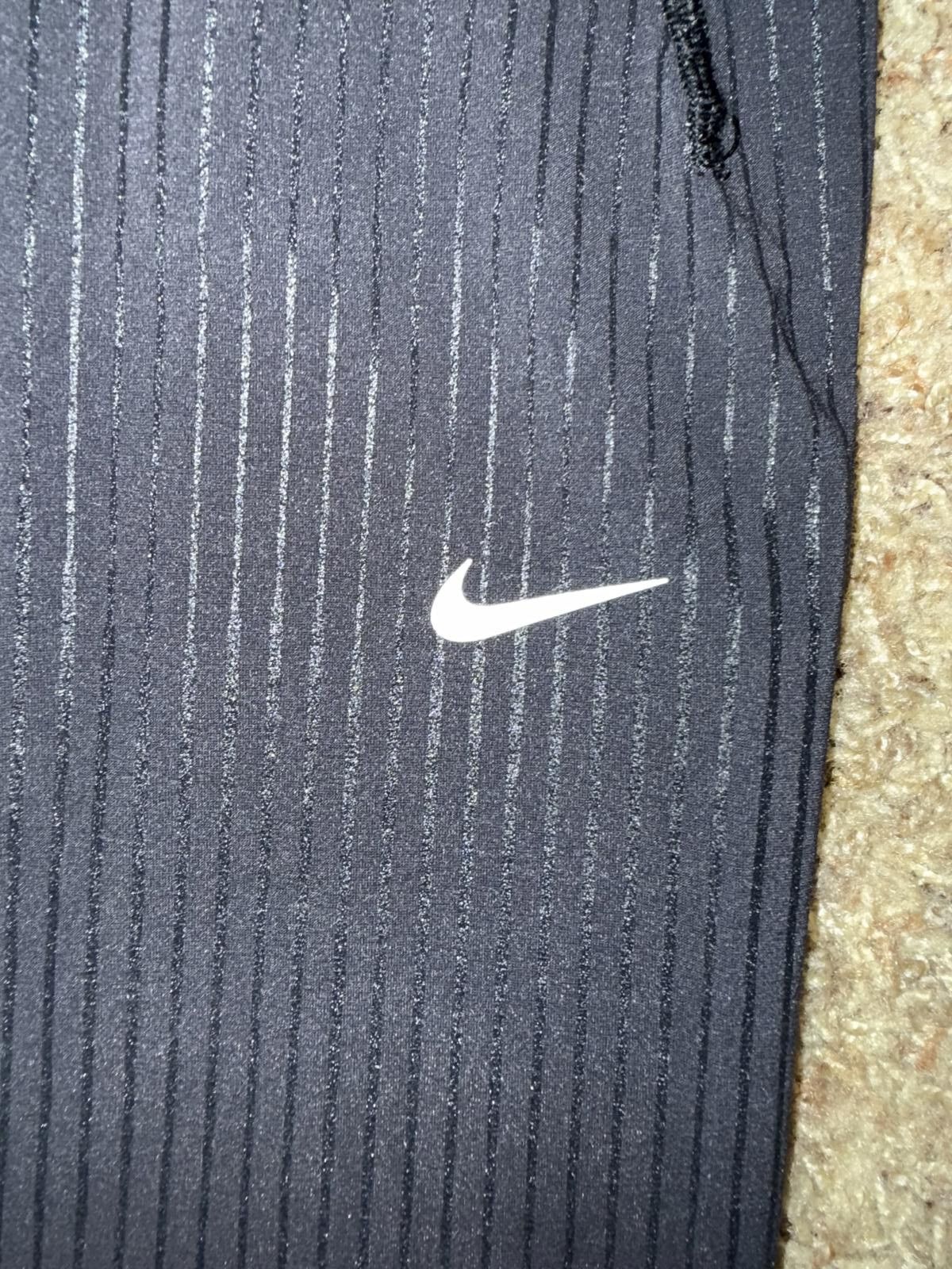 Nike Nike Dri-fit Adv A.P.S Versatile Black Tights Size US 40 / EU 56 - 2 Thumbnail