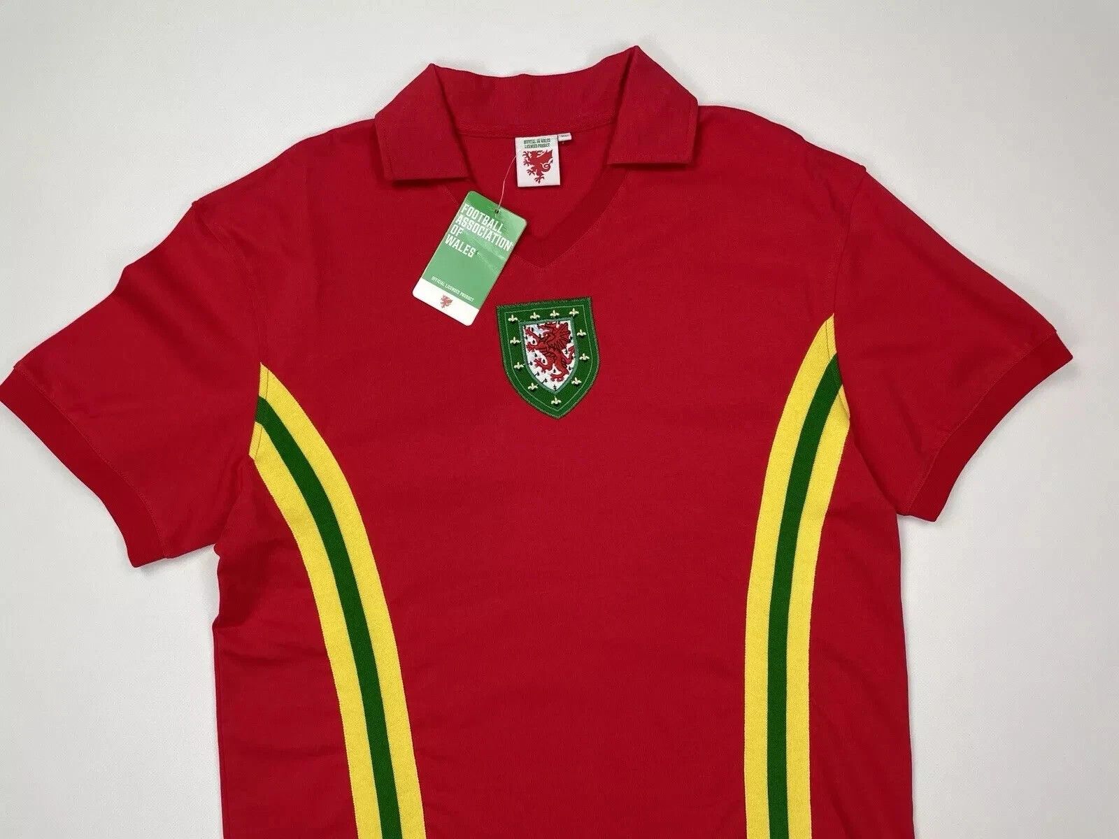 Vintage NATIONAL WALES CYMRU RETRO FUN JERSEY SHIRT SOCCER FOOTBALL Size US XL / EU 56 / 4 - 4 Thumbnail